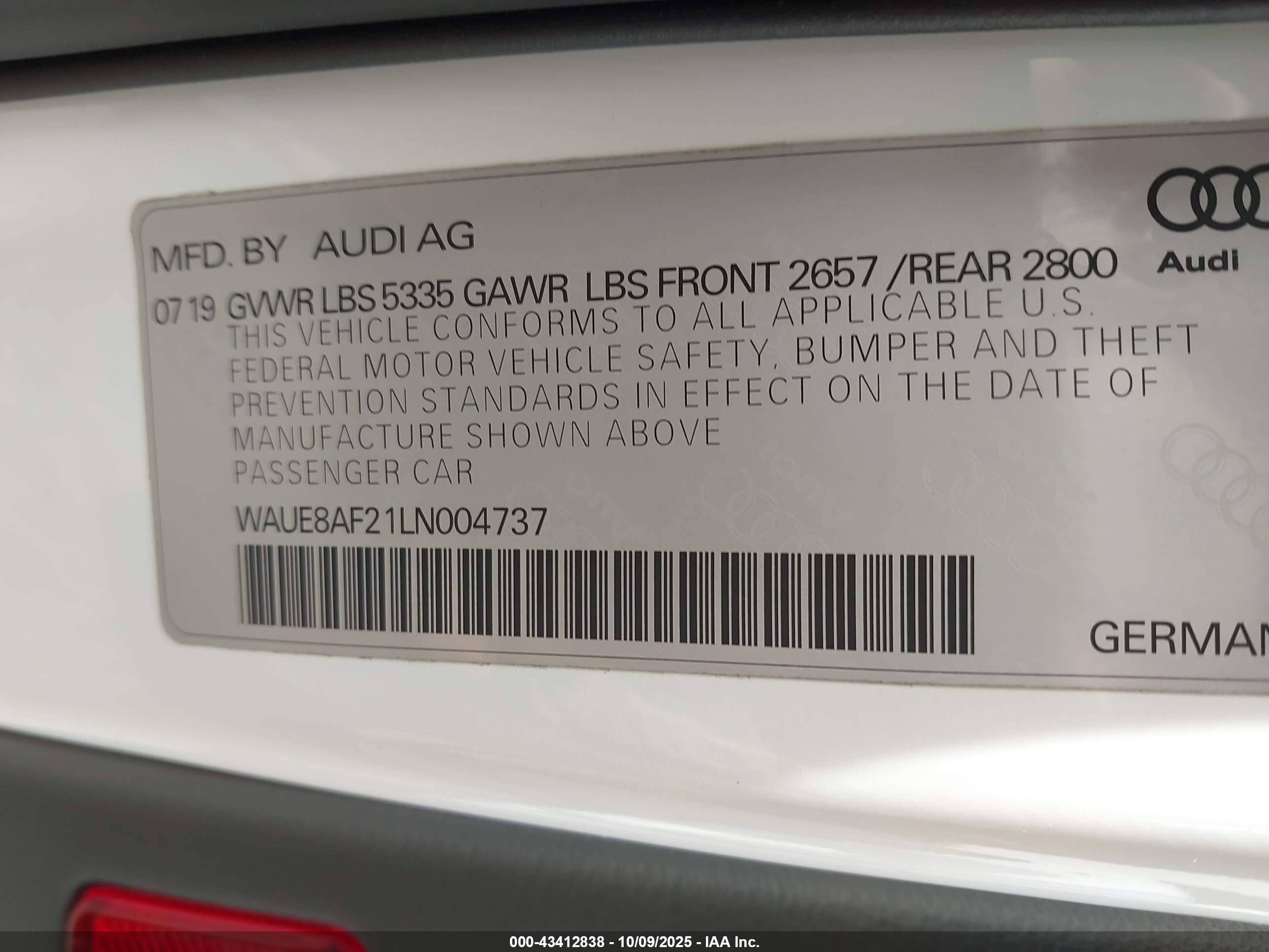 AUDI A6 image 9