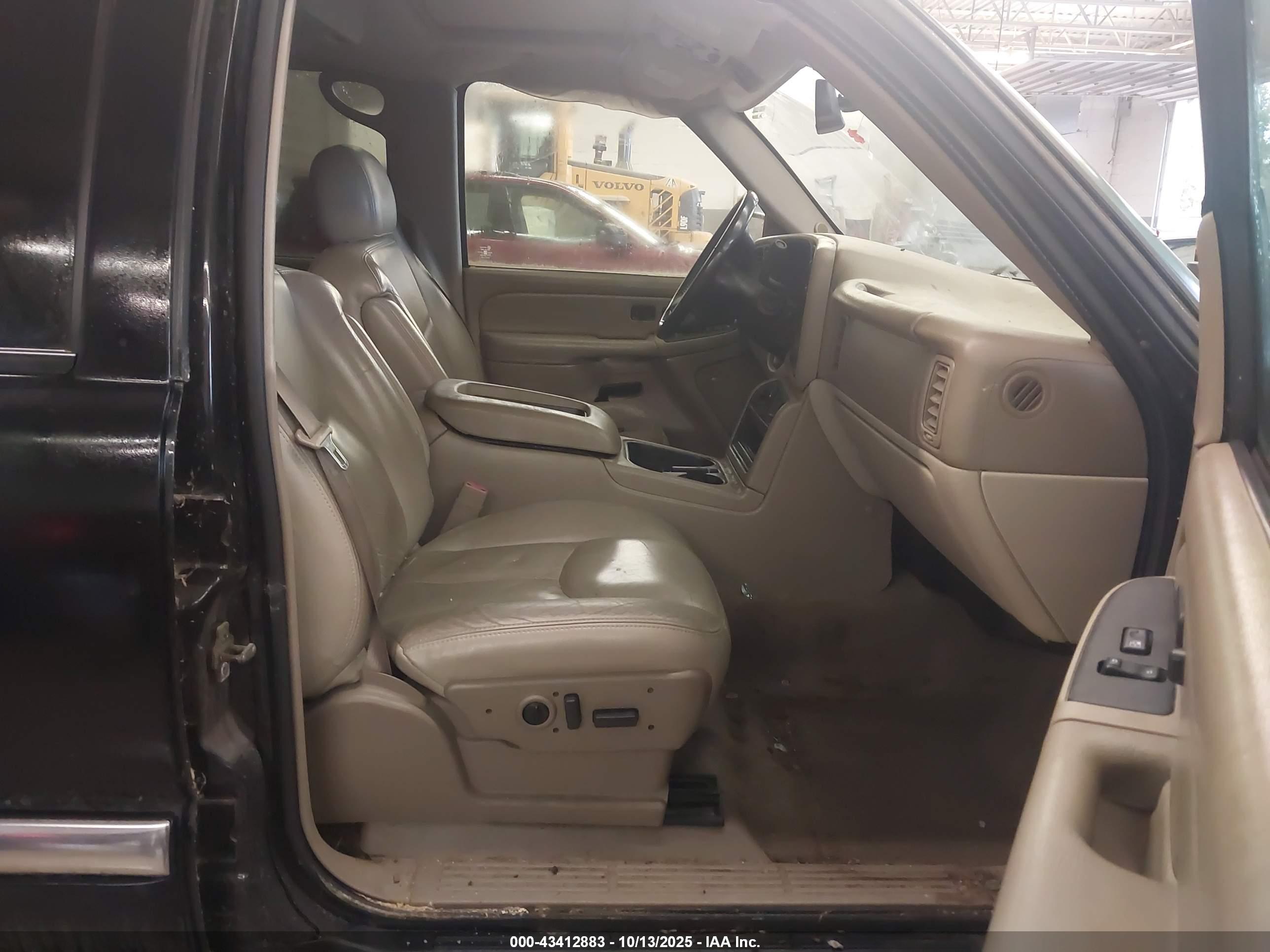 GMC YUKON image 5
