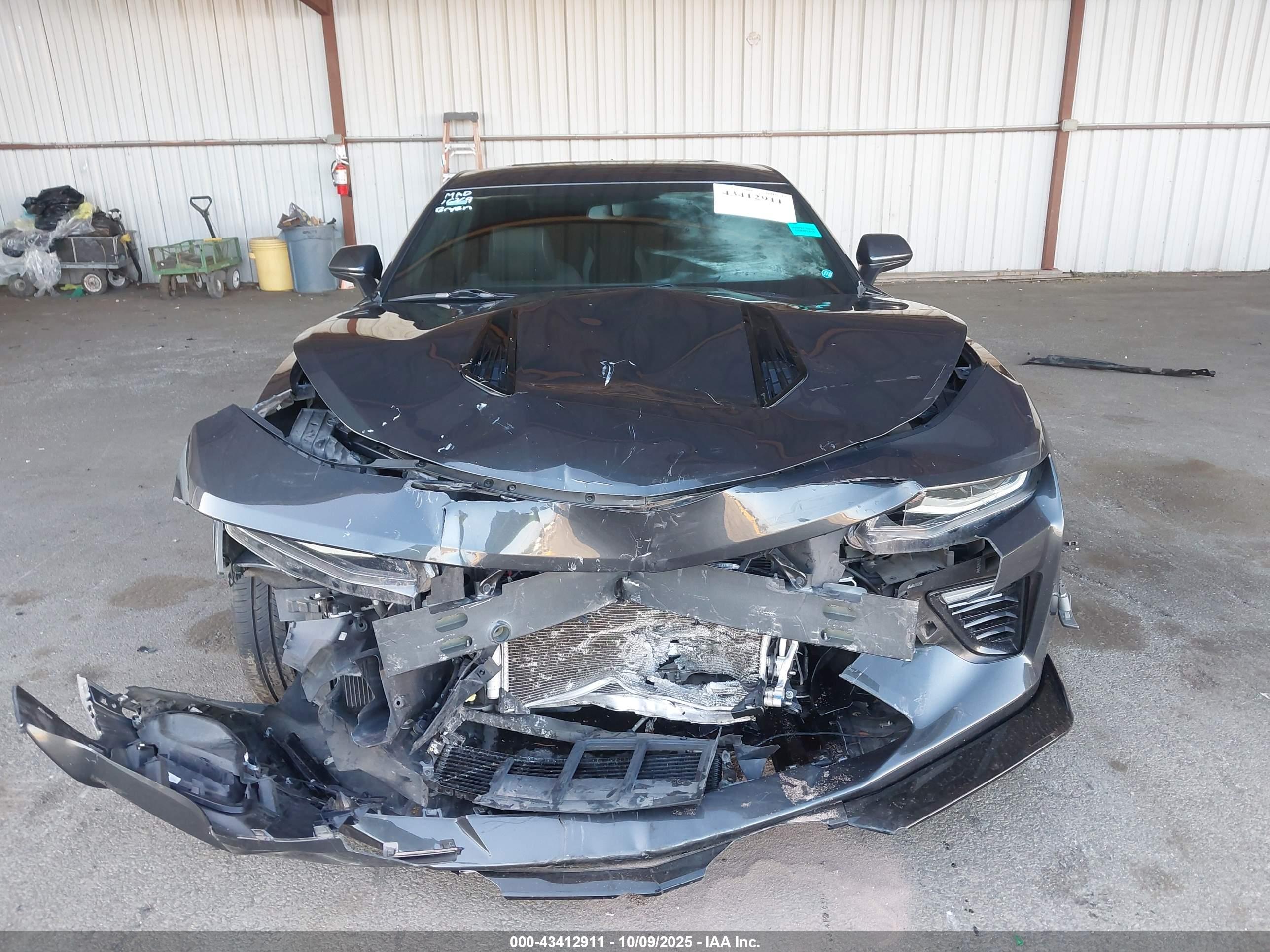CHEVROLET CAMARO image 6