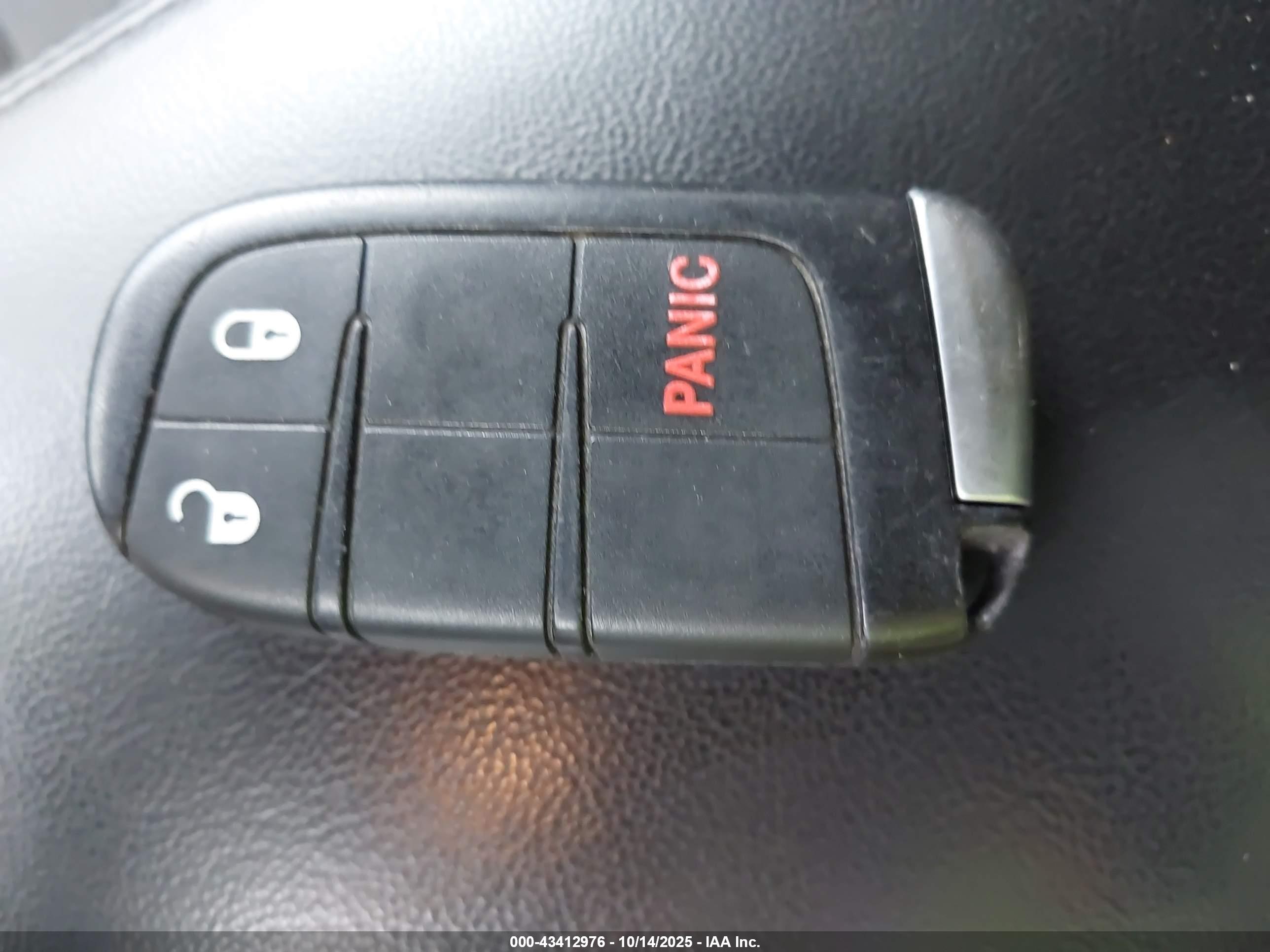 JEEP GRAND image 11
