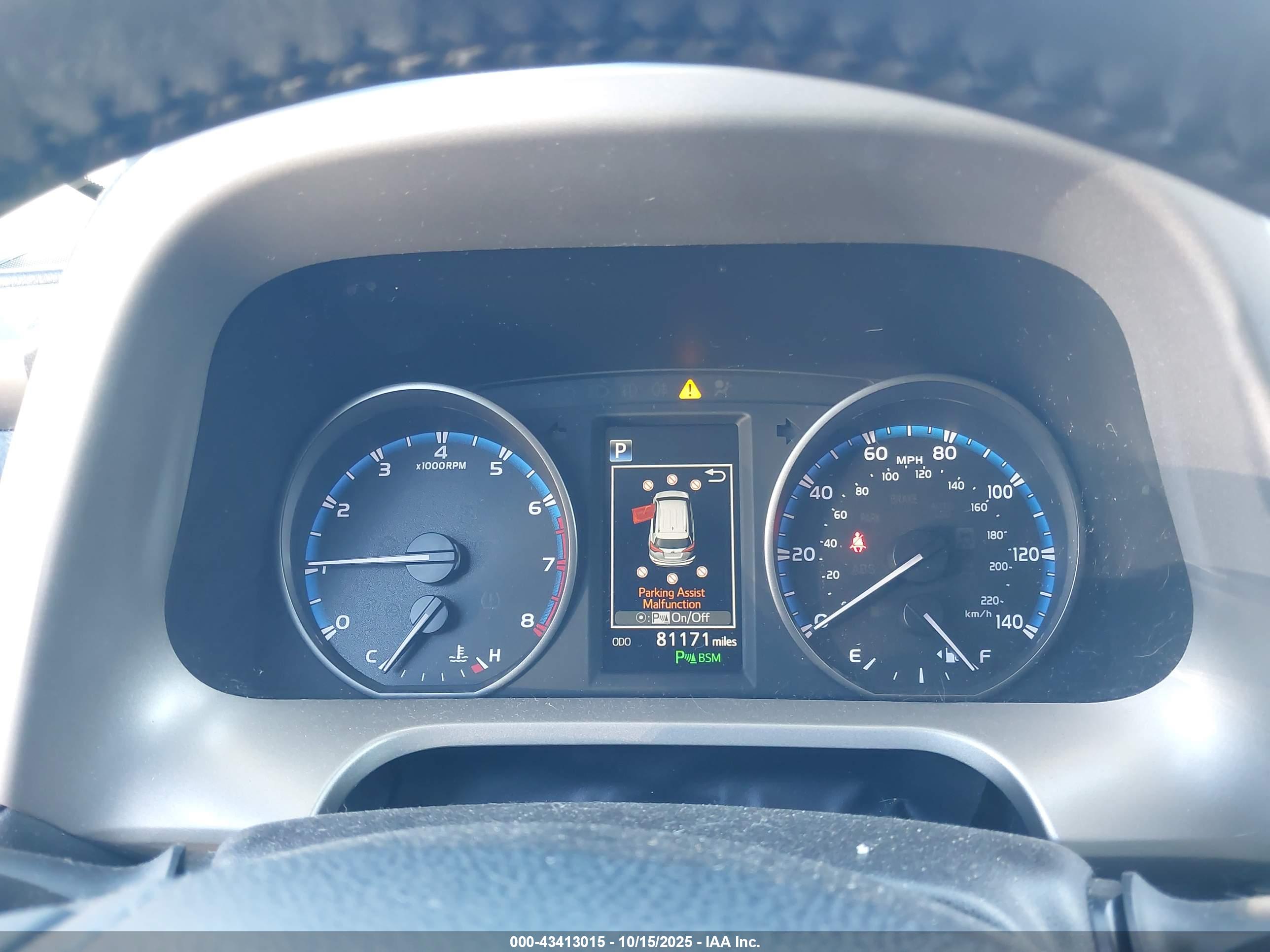 TOYOTA RAV4 image 7