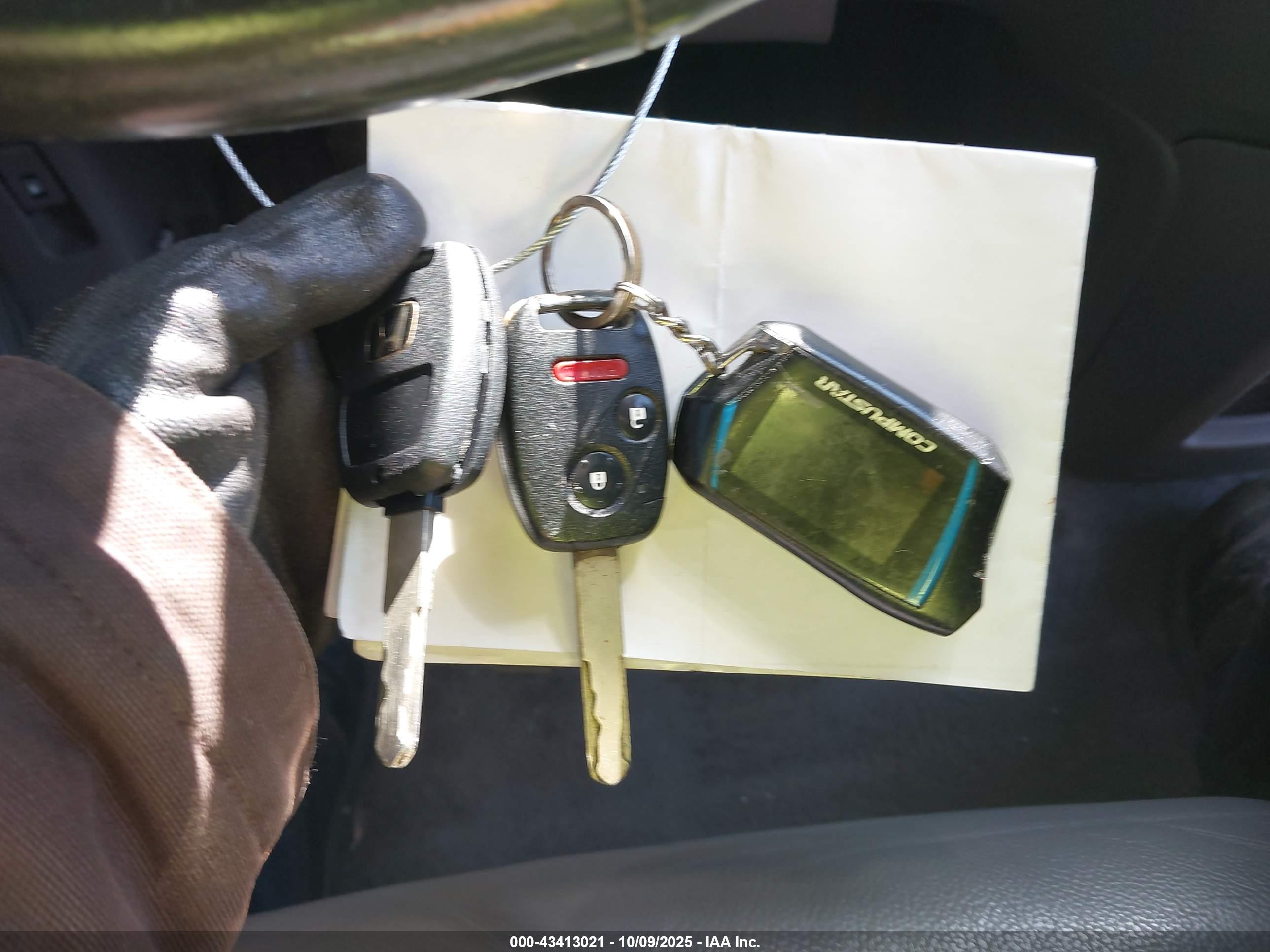 HONDA CR-V image 11