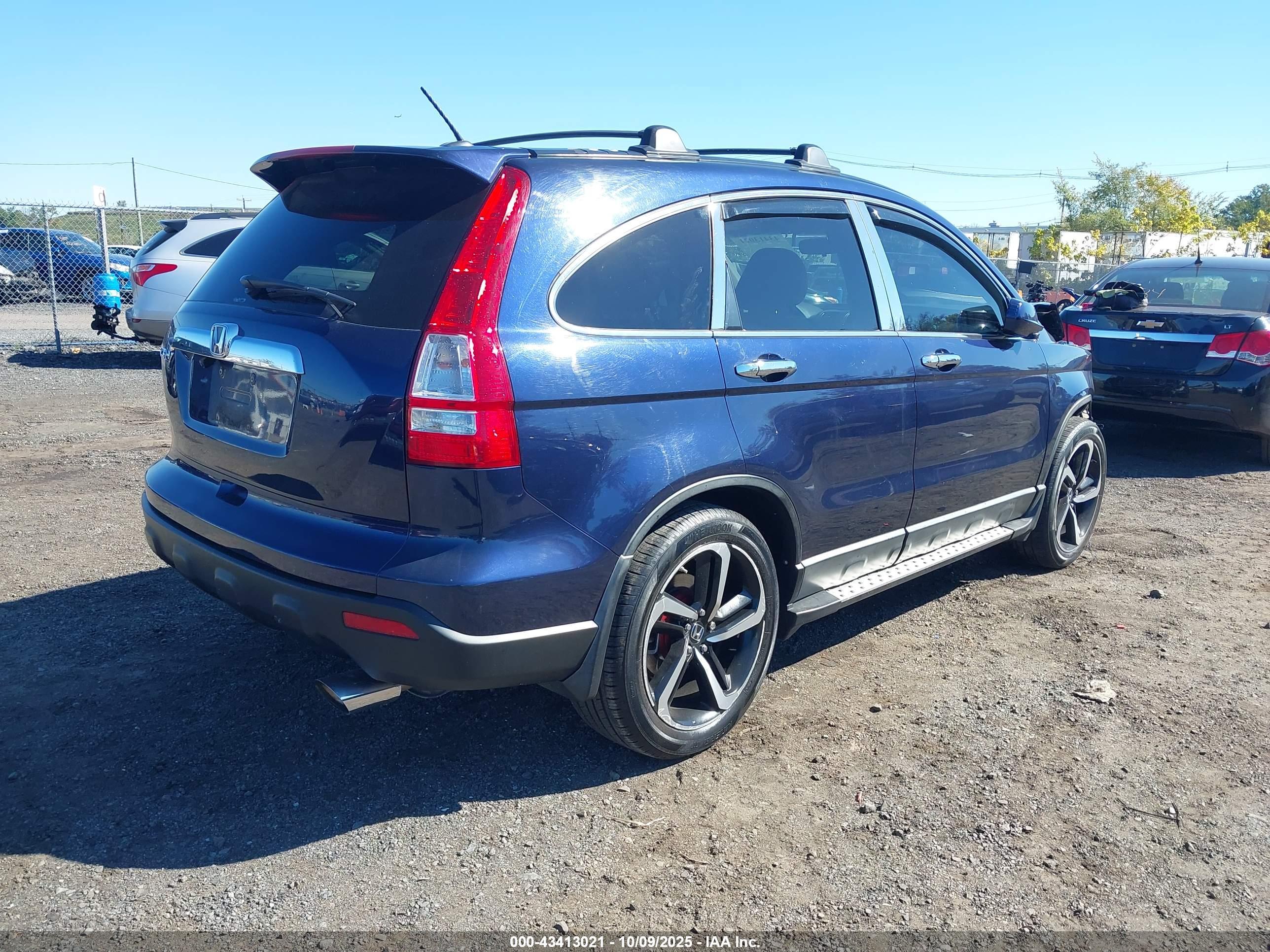 HONDA CR-V image 4