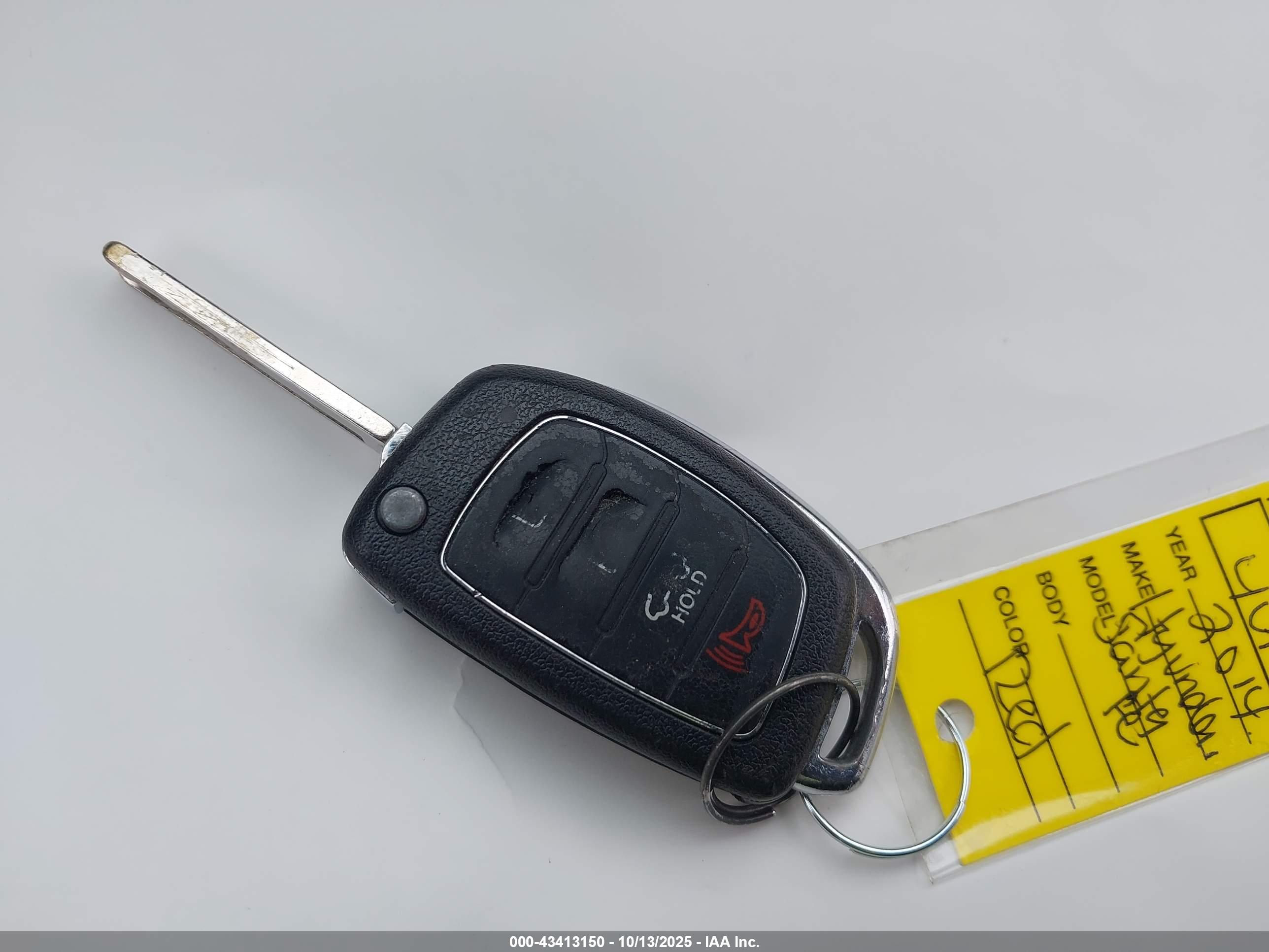 HYUNDAI SANTA image 11