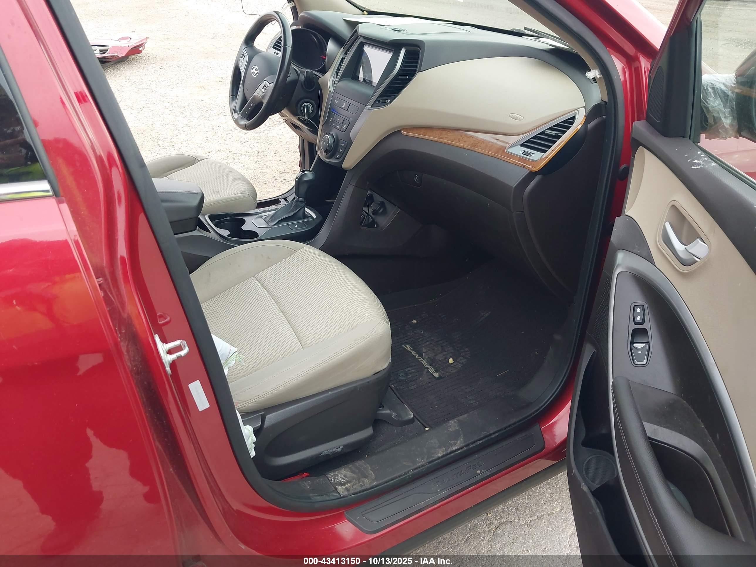 HYUNDAI SANTA image 5