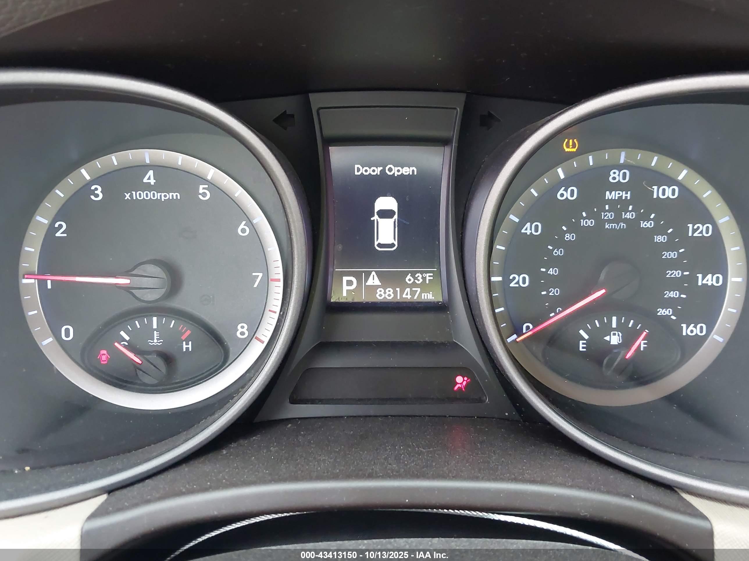HYUNDAI SANTA image 7