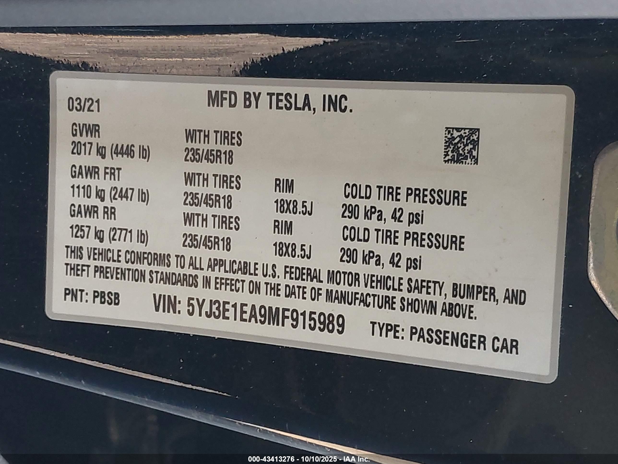 TESLA MODEL image 9