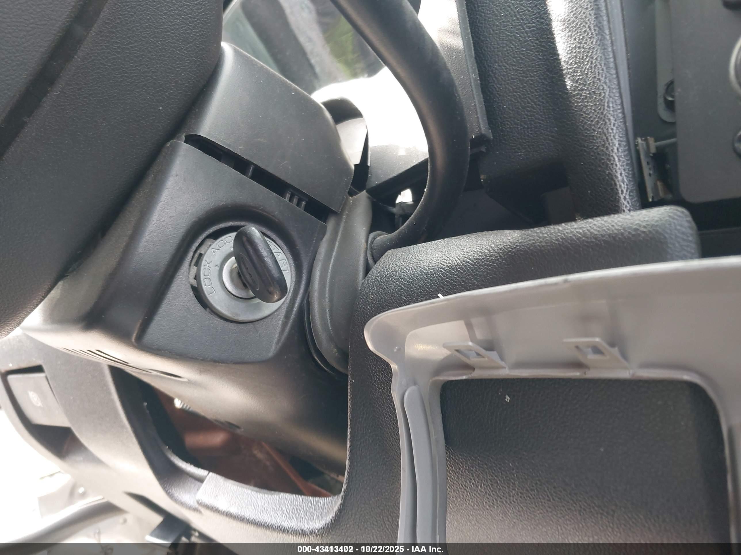GMC CANYON image 11