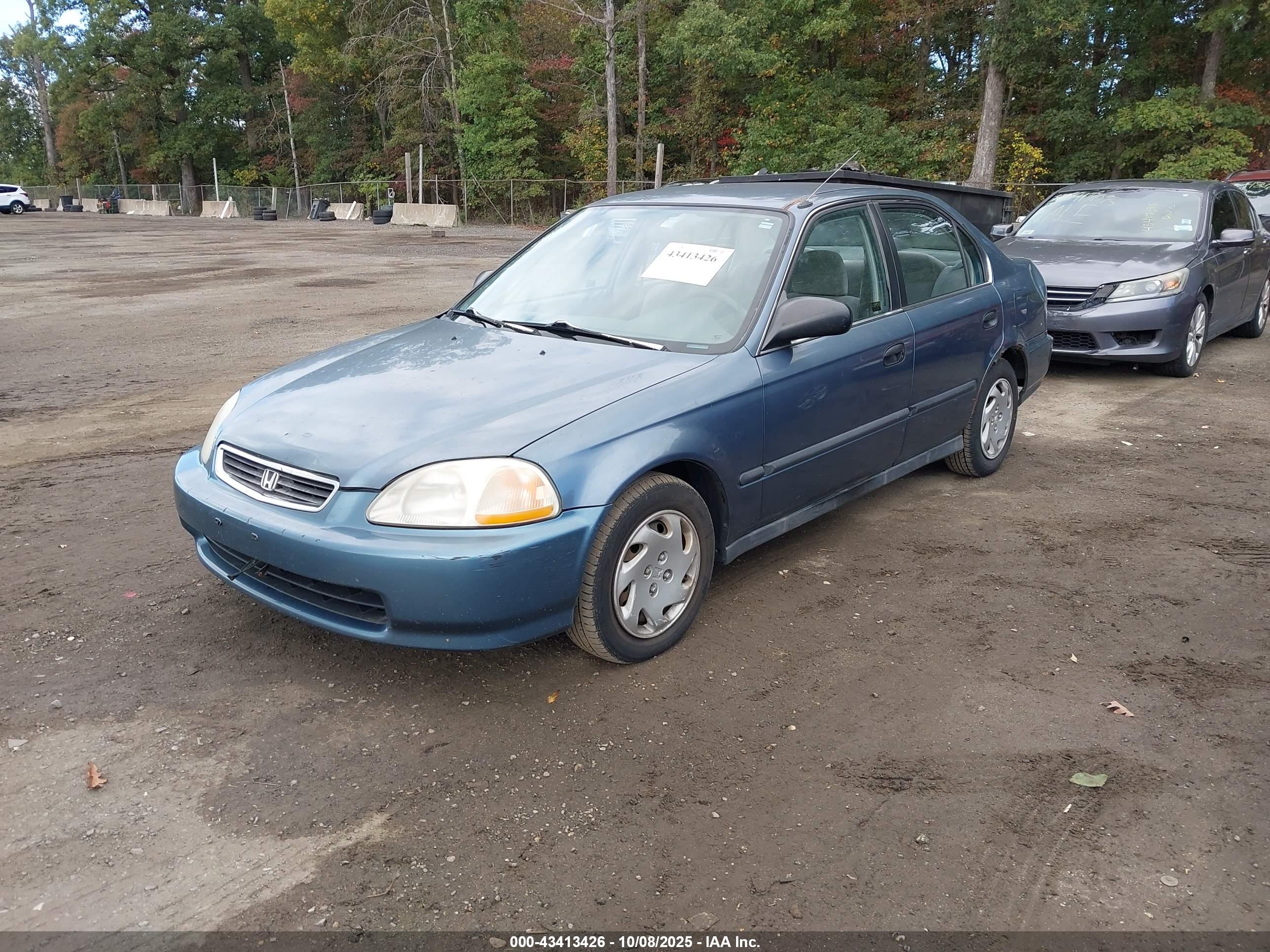 HONDA CIVIC image 2