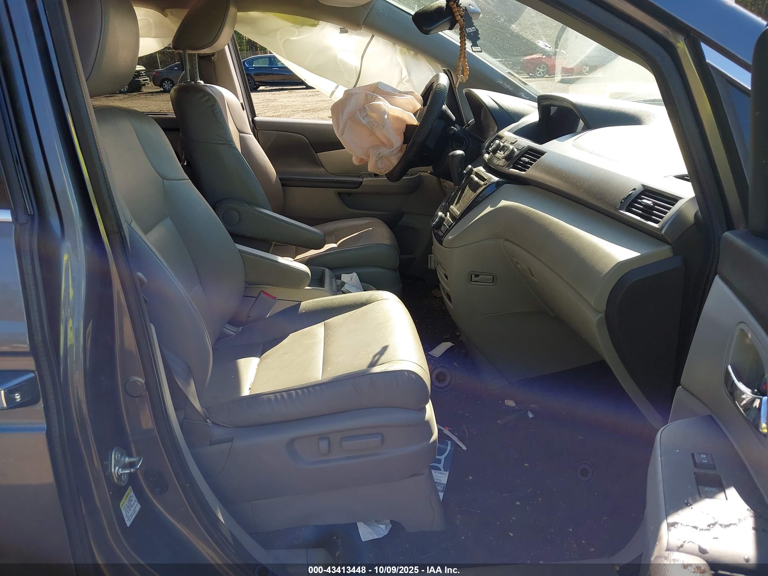 HONDA ODYSSEY image 5