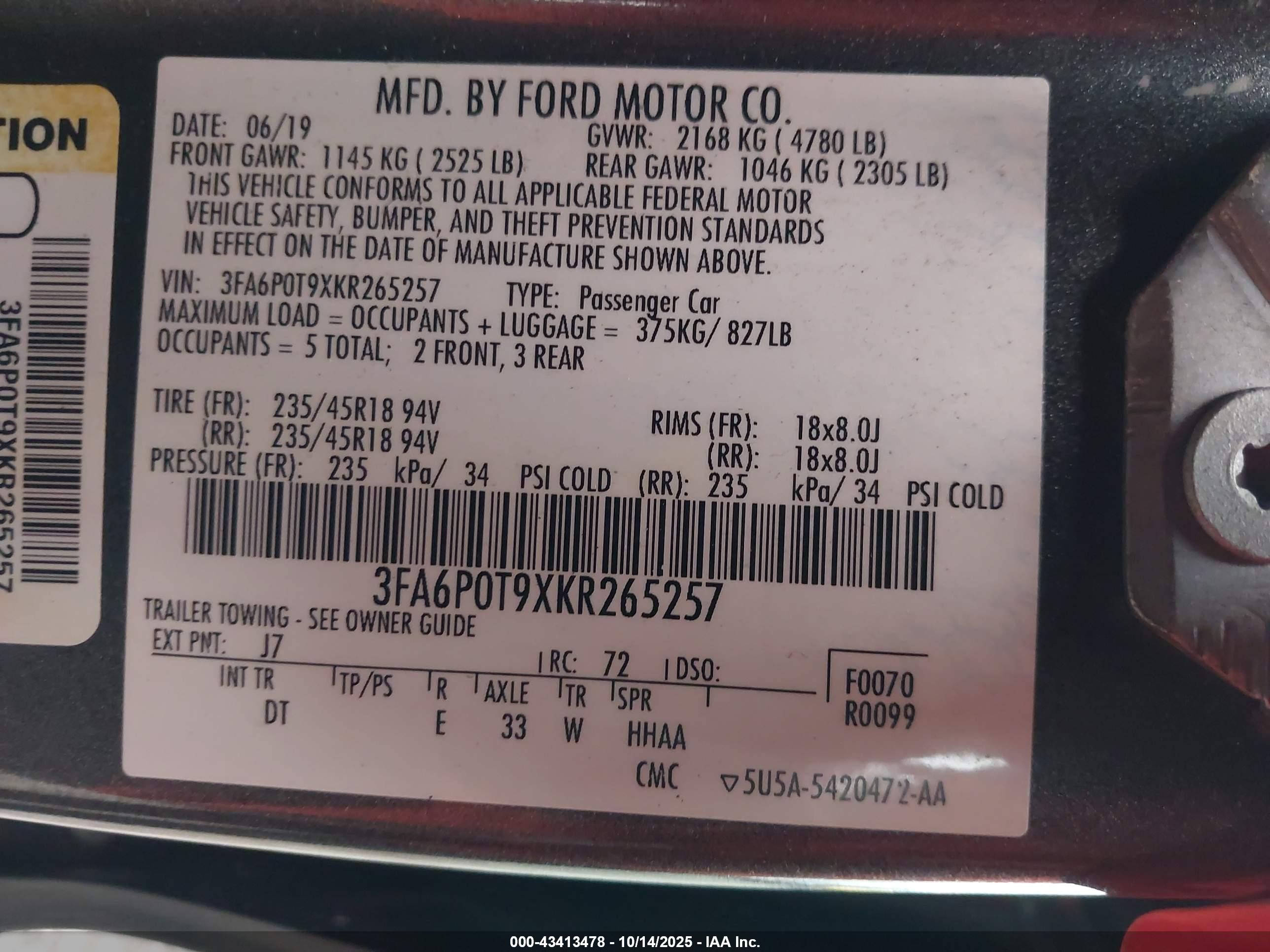 FORD FUSION image 9