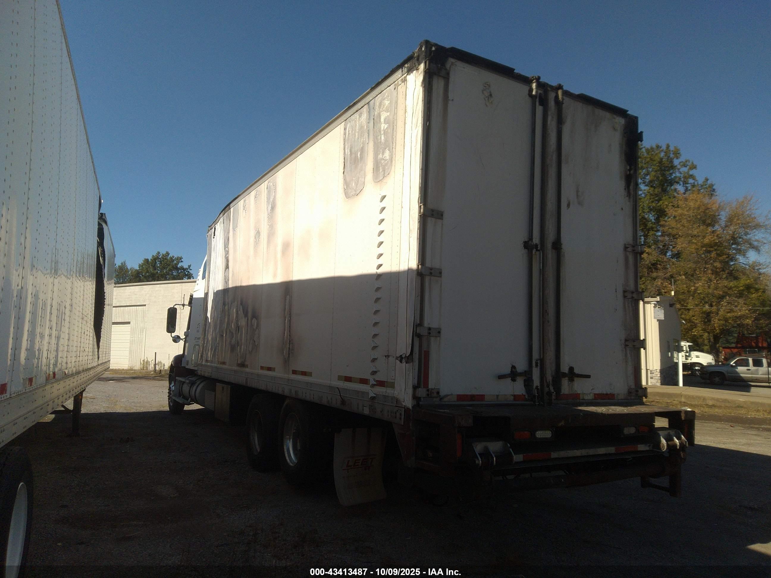 FREIGHTLINER COLUMBIA image 4