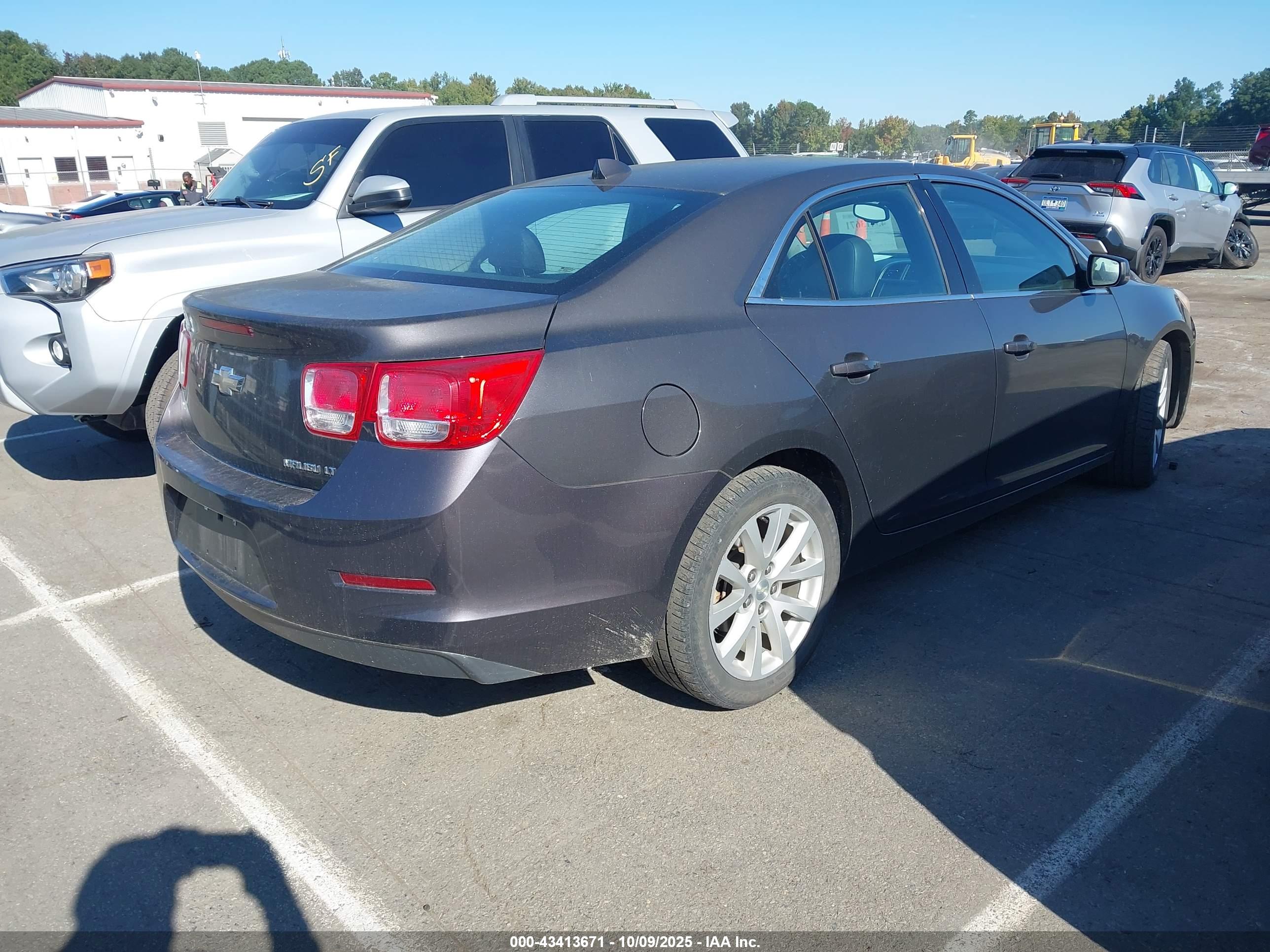 CHEVROLET MALIBU image 4