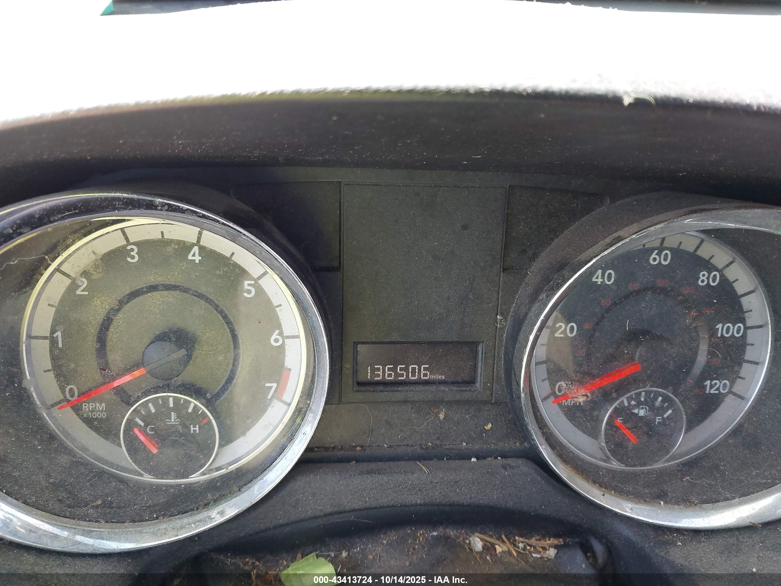 DODGE GRAND image 7
