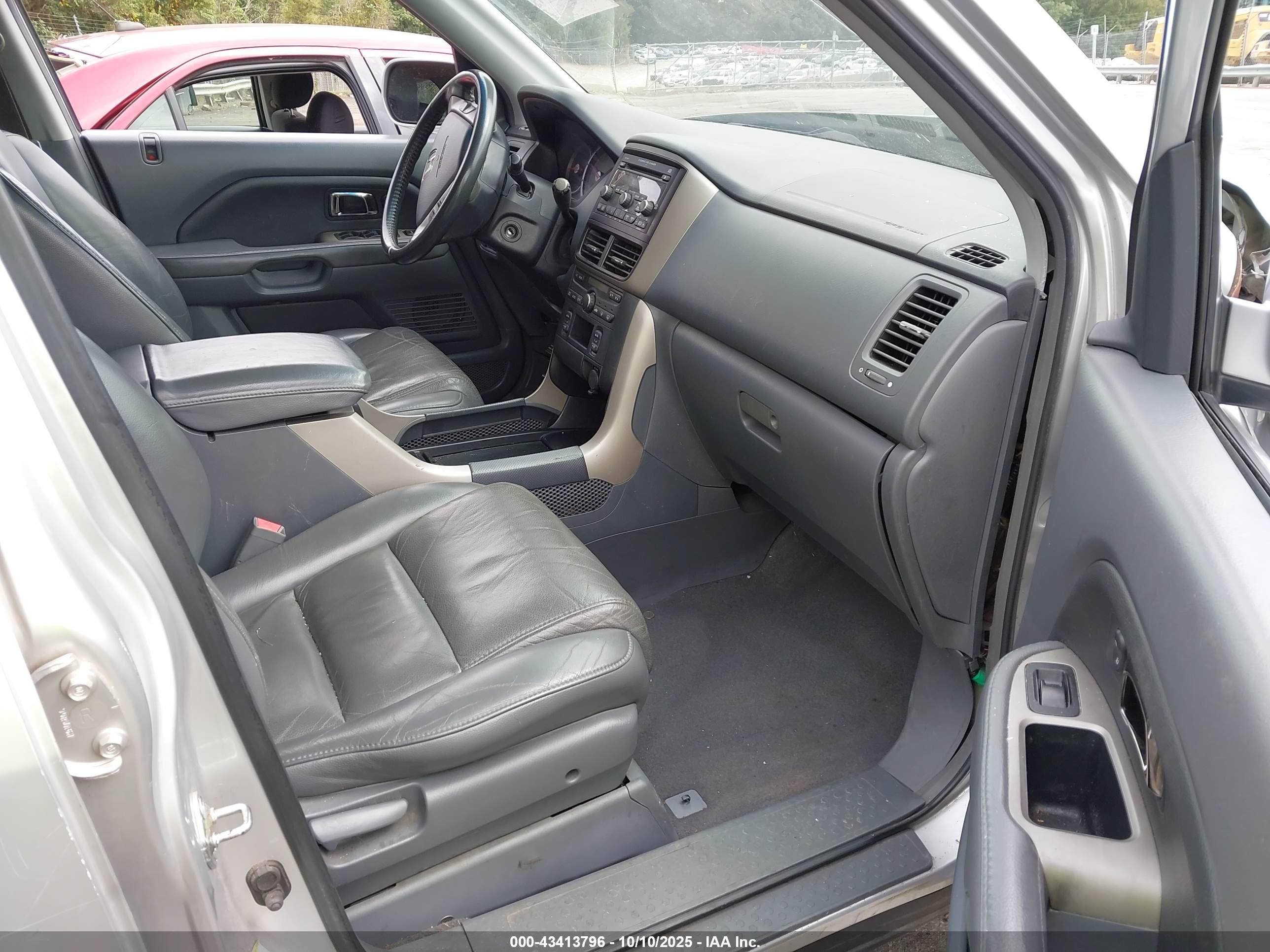 HONDA PILOT image 5