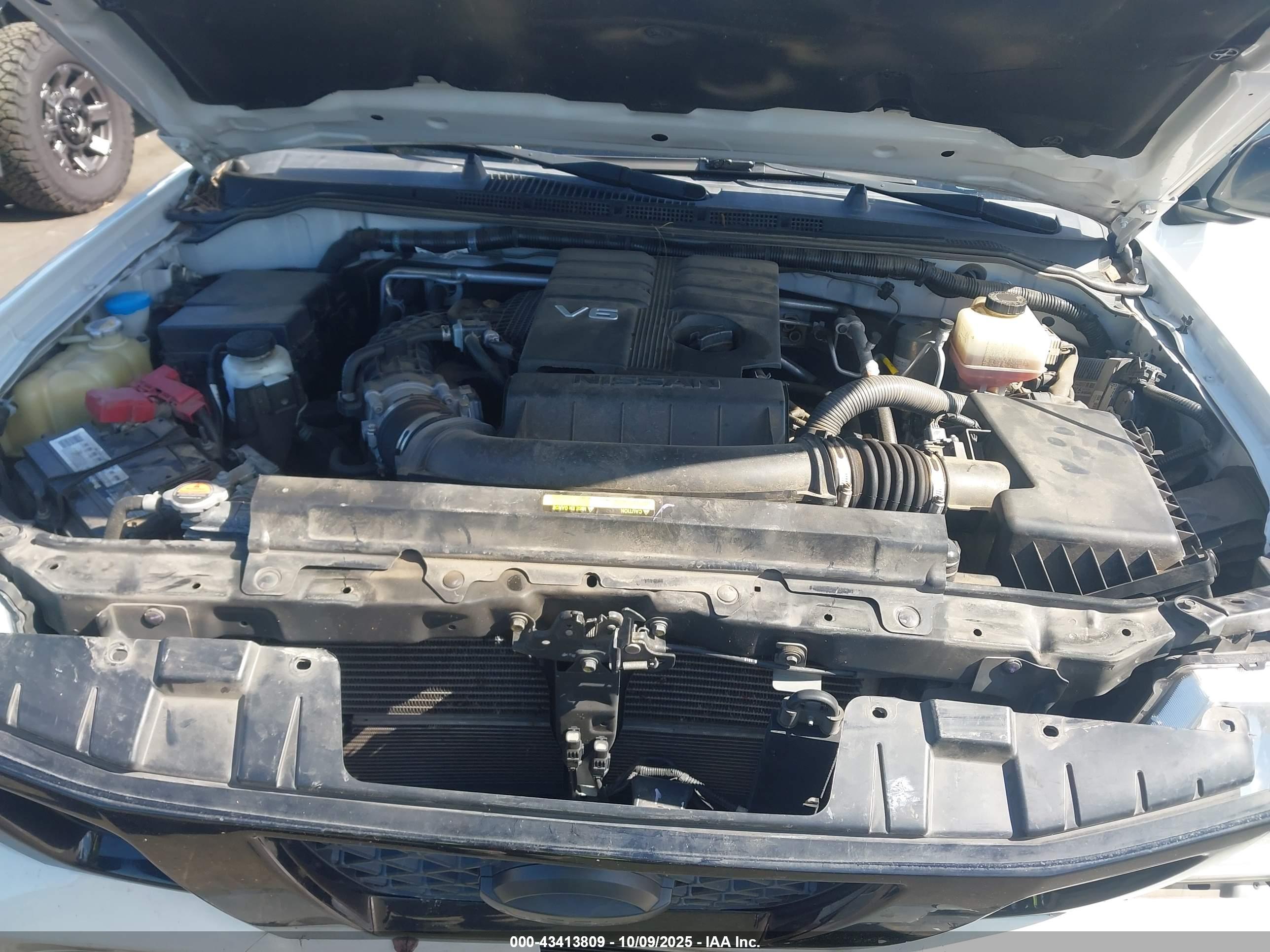 NISSAN FRONTIER image 10