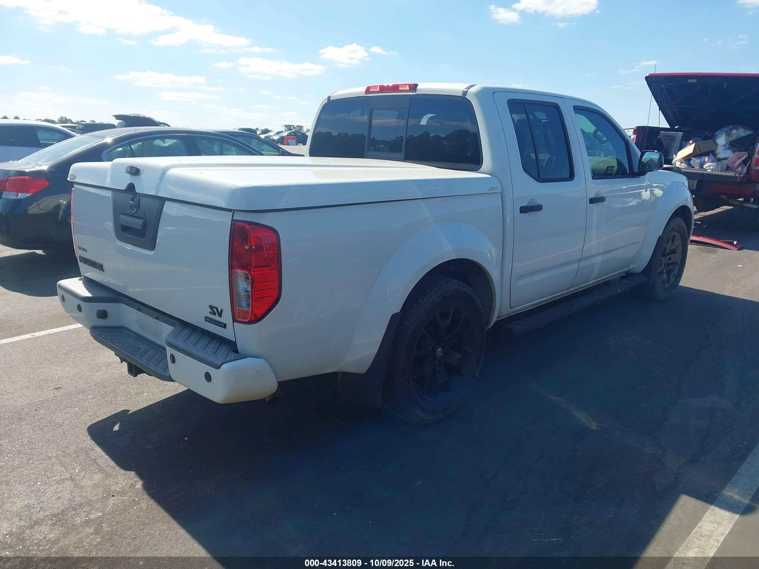 NISSAN FRONTIER image 4
