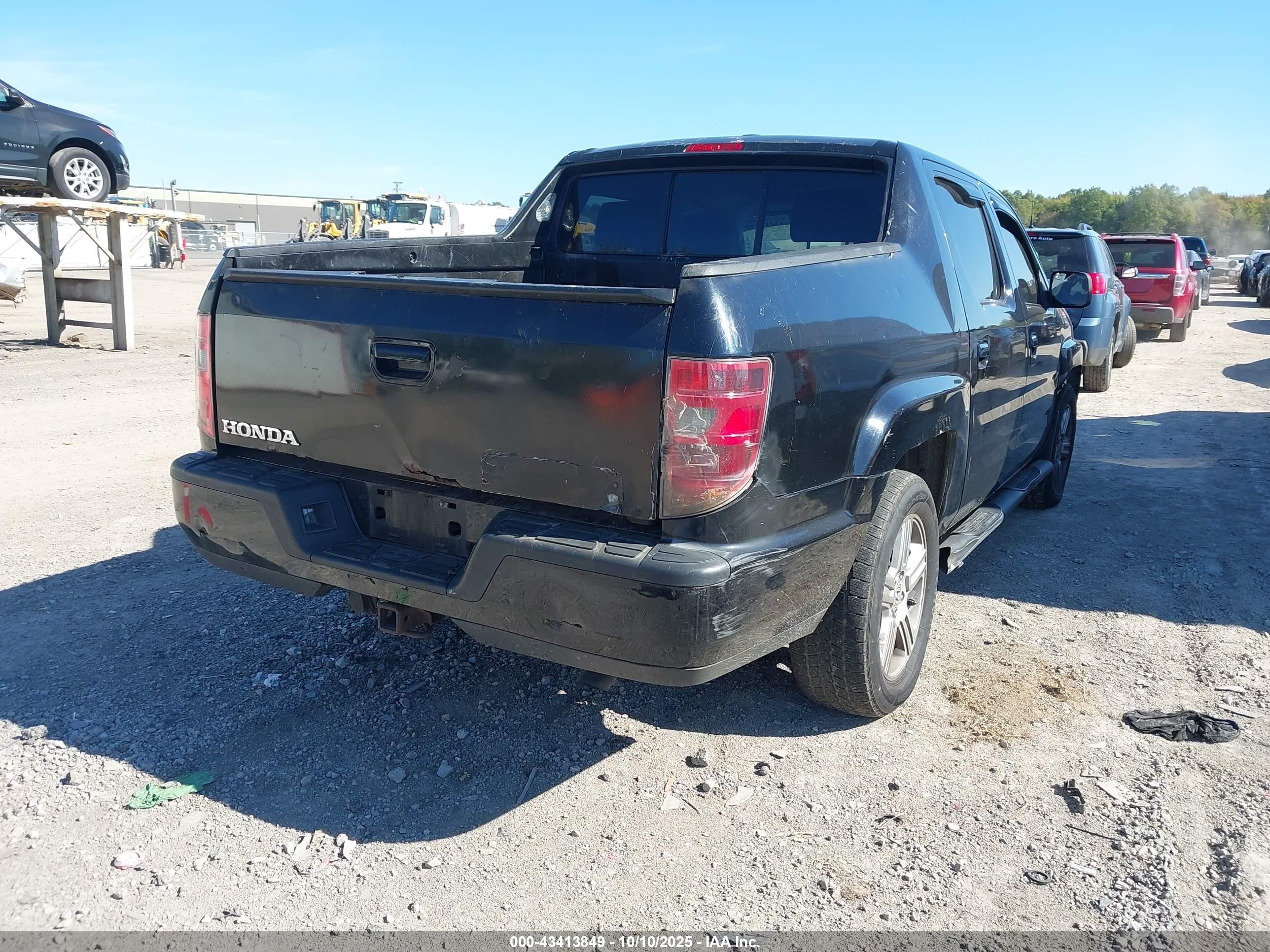 HONDA RIDGELINE image 4