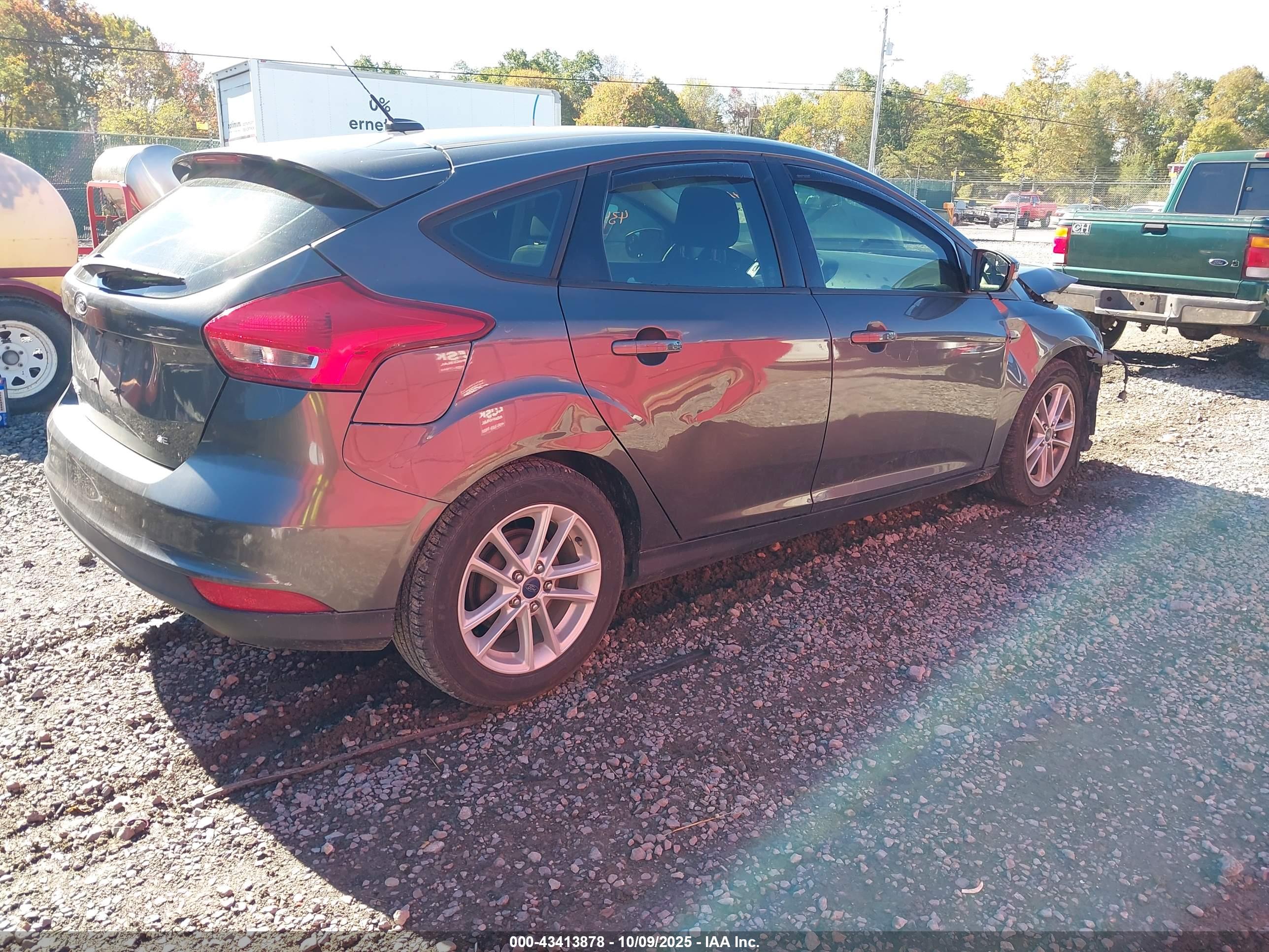 FORD FOCUS image 4