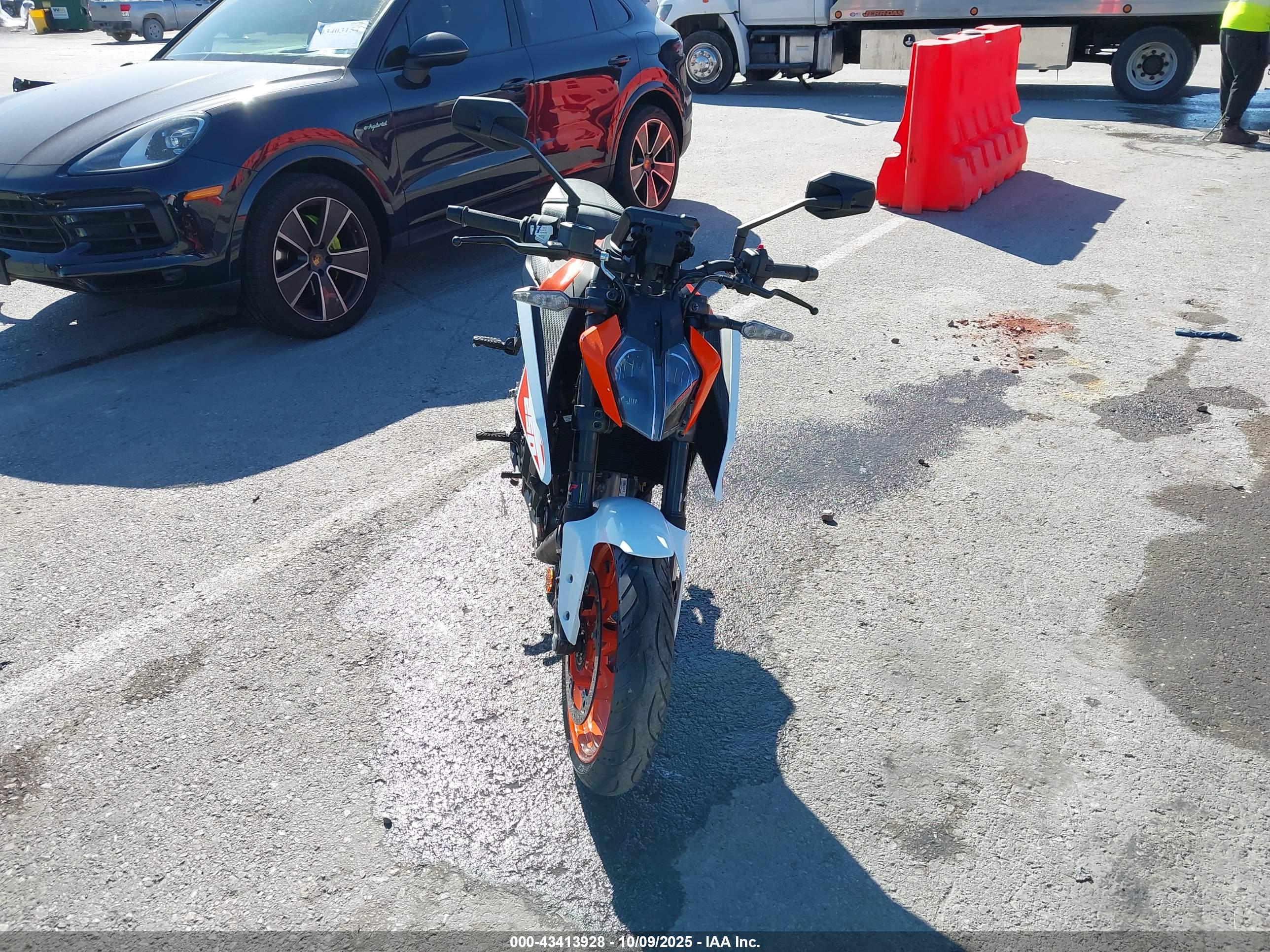 KTM DUKE image 5