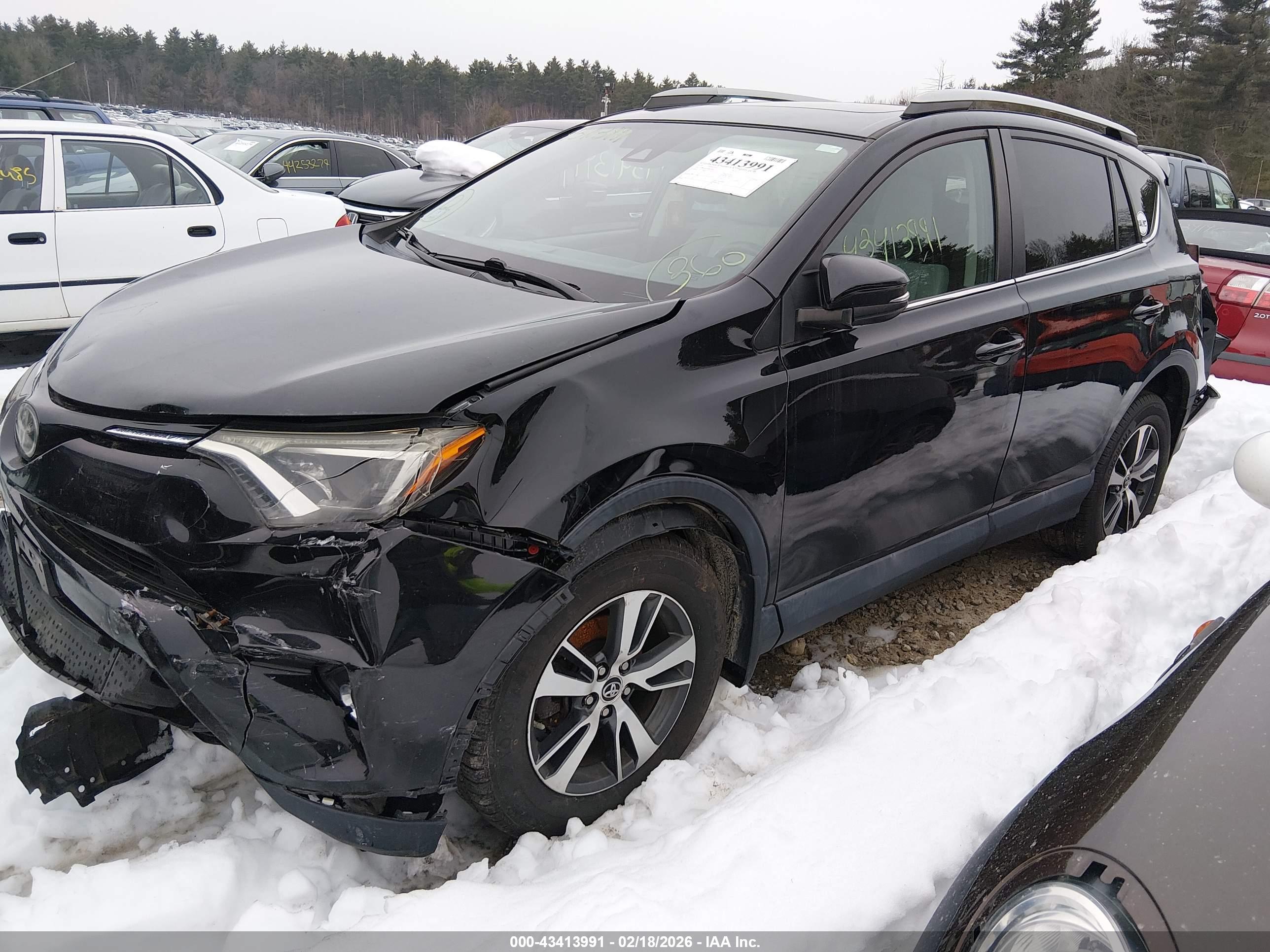 TOYOTA RAV4 image 2