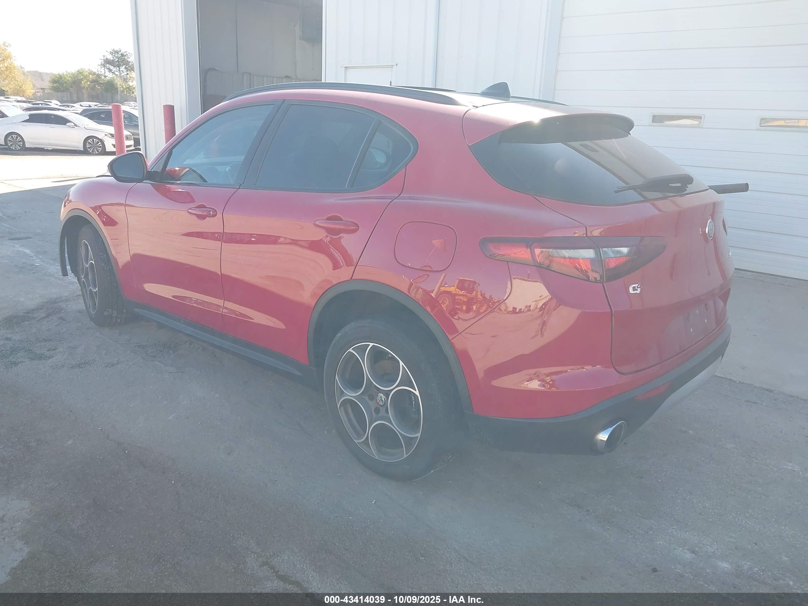 ALFA ROMEO image 3