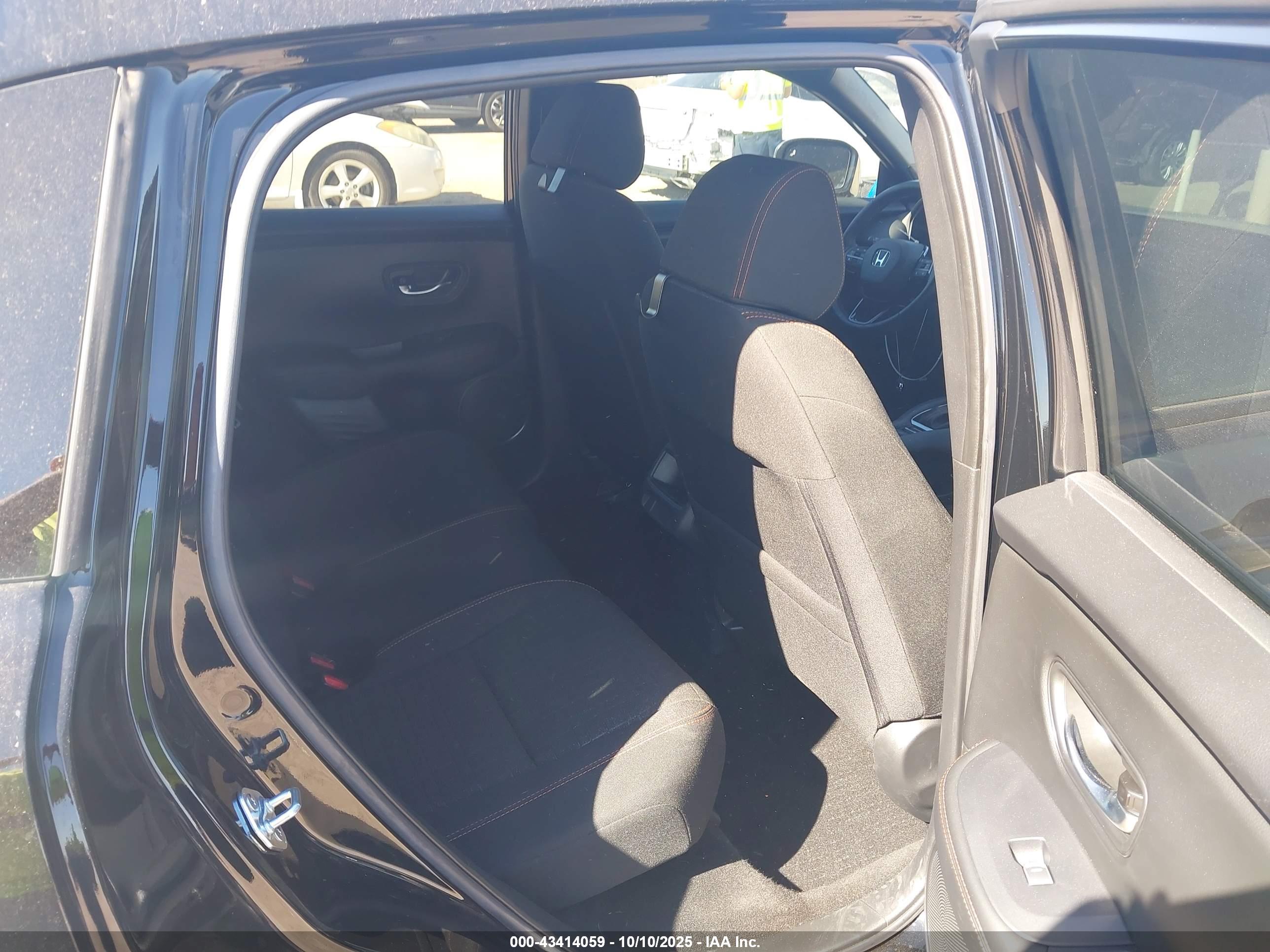 HONDA HR-V image 8