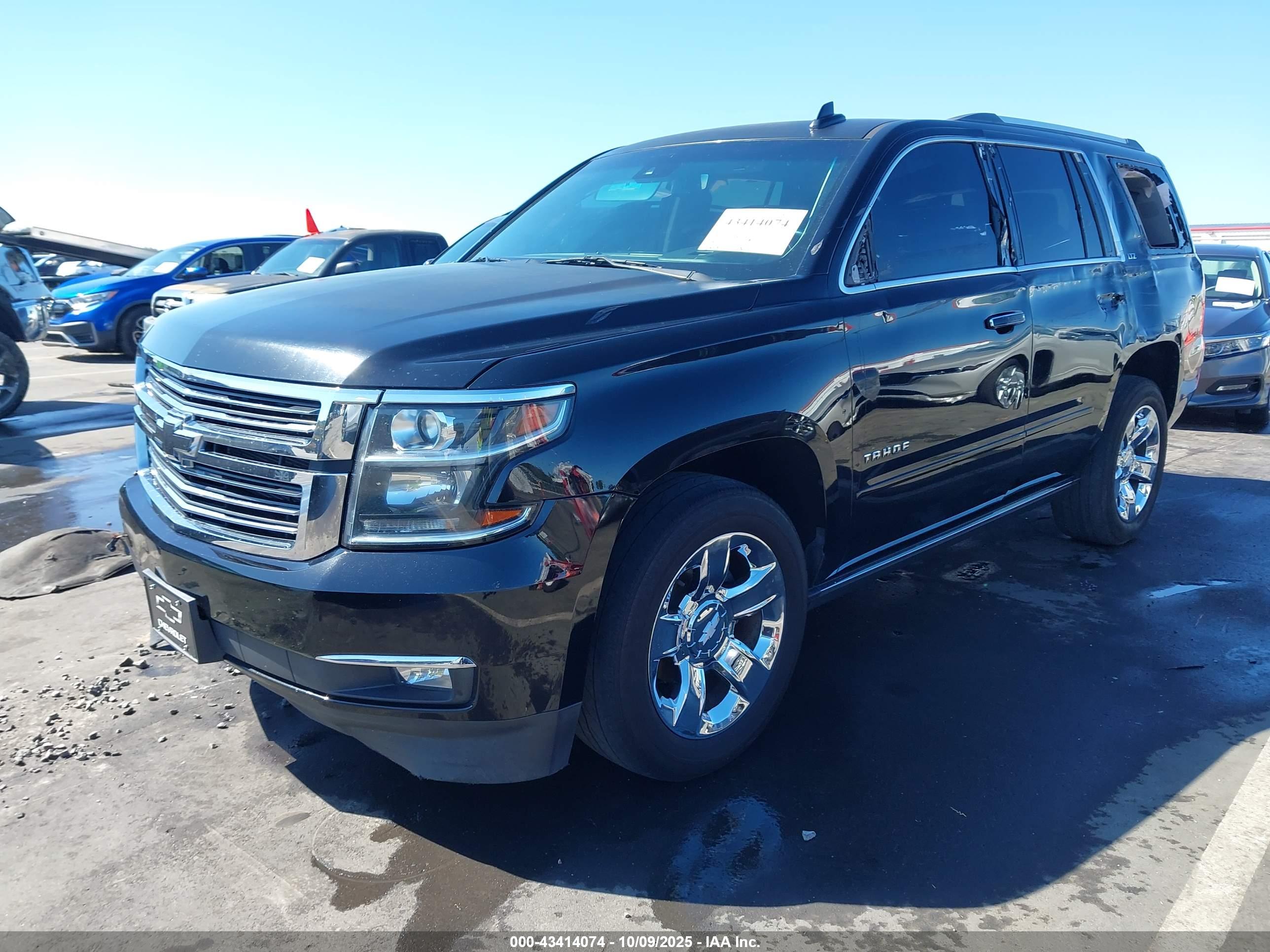 CHEVROLET TAHOE image 2