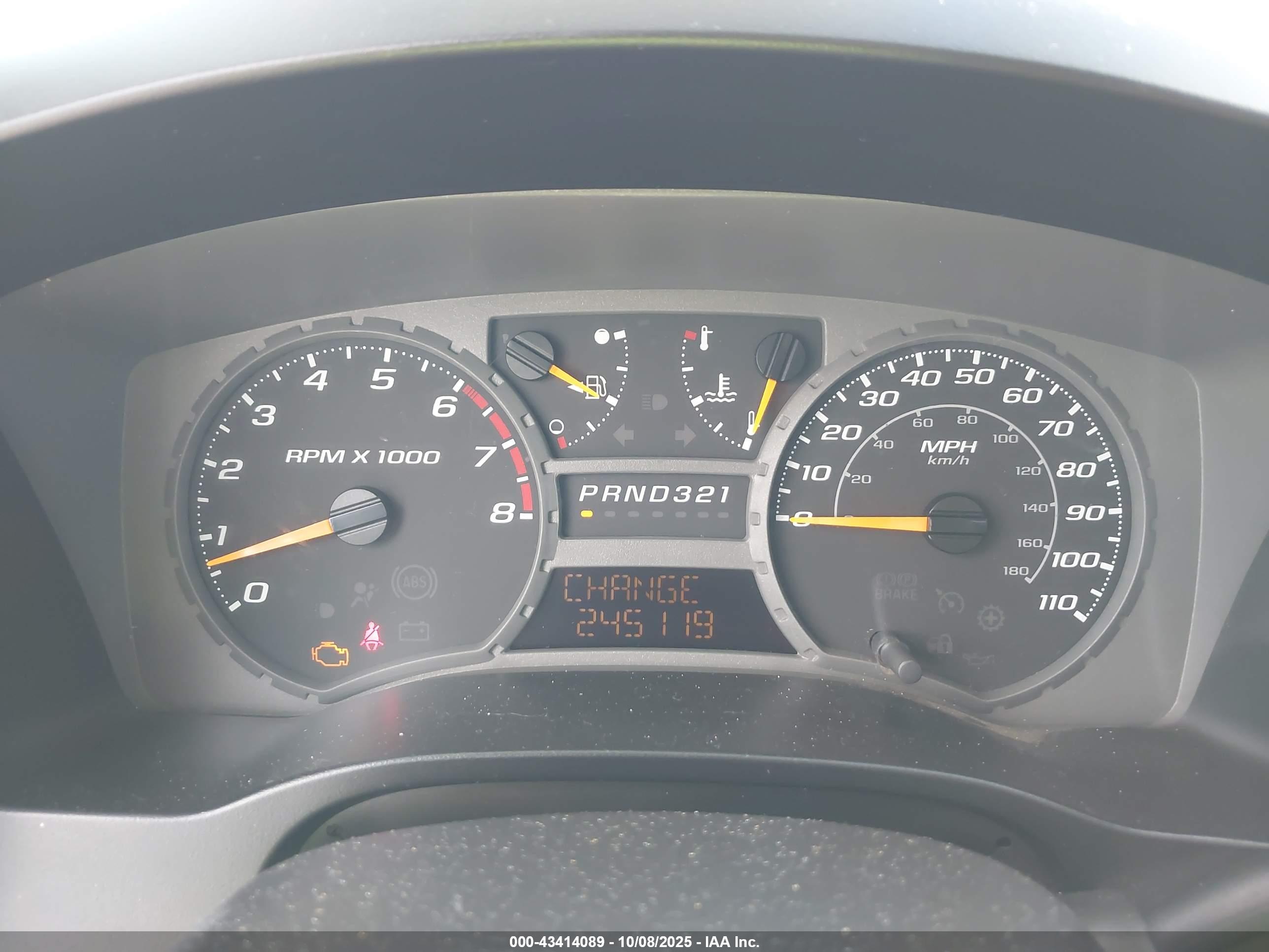 CHEVROLET COLORADO image 7
