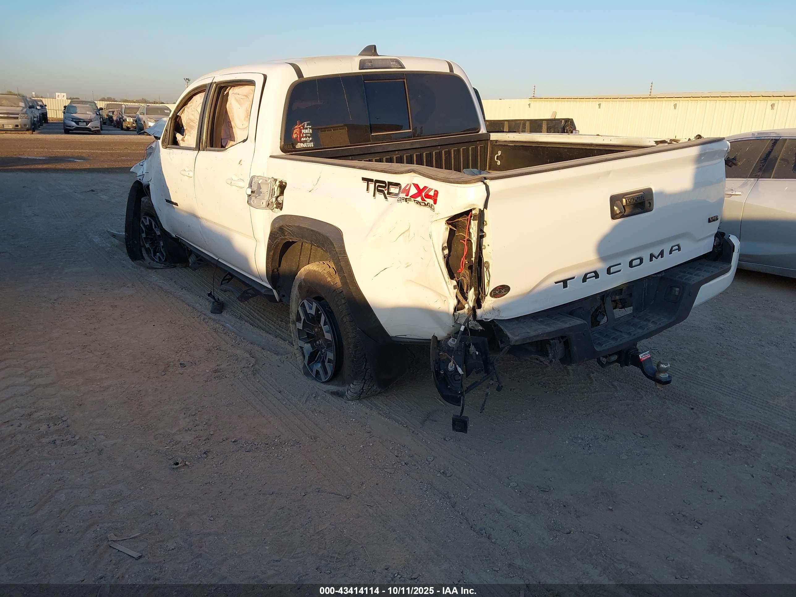 TOYOTA TACOMA image 4