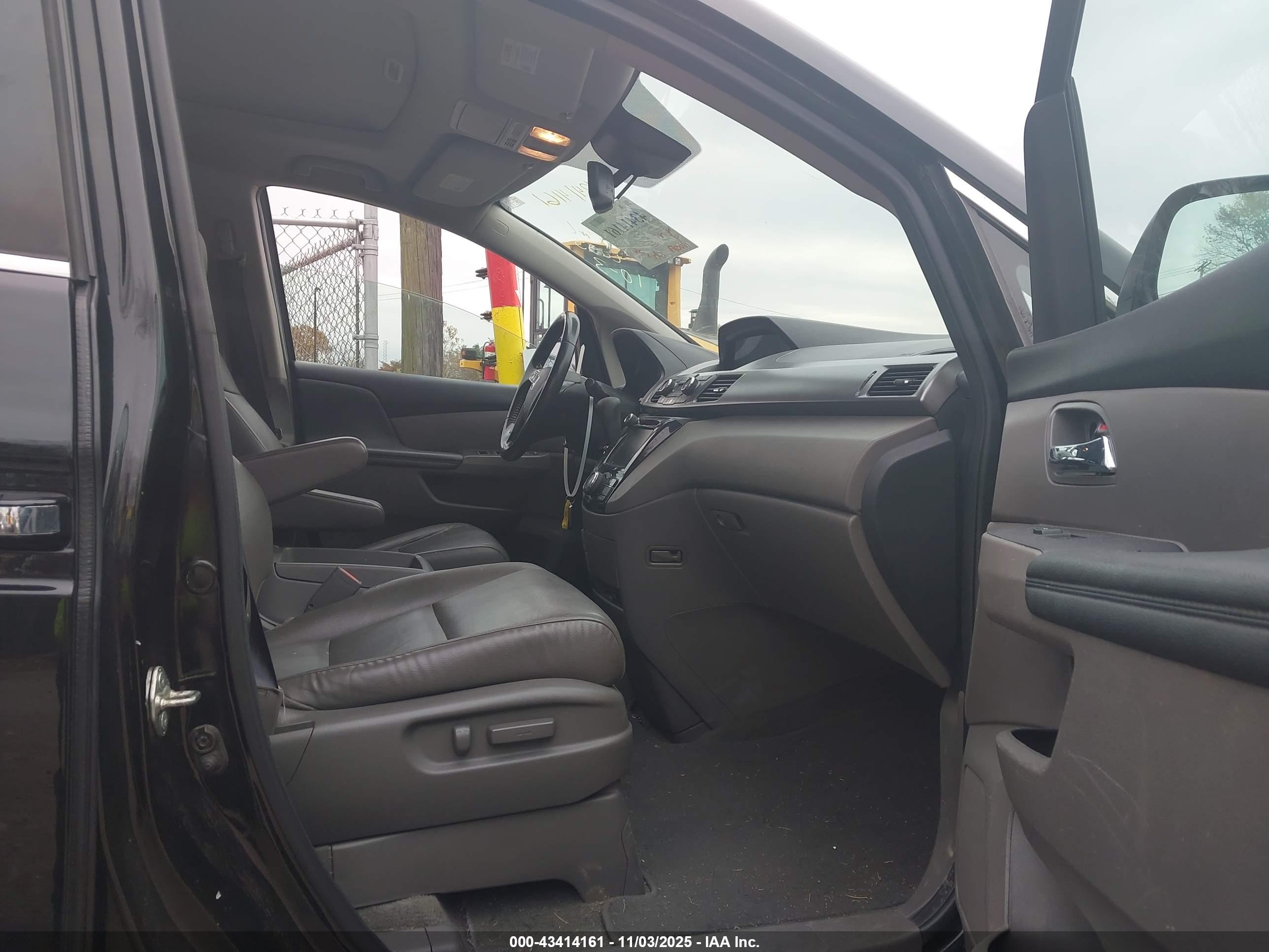 HONDA ODYSSEY image 5