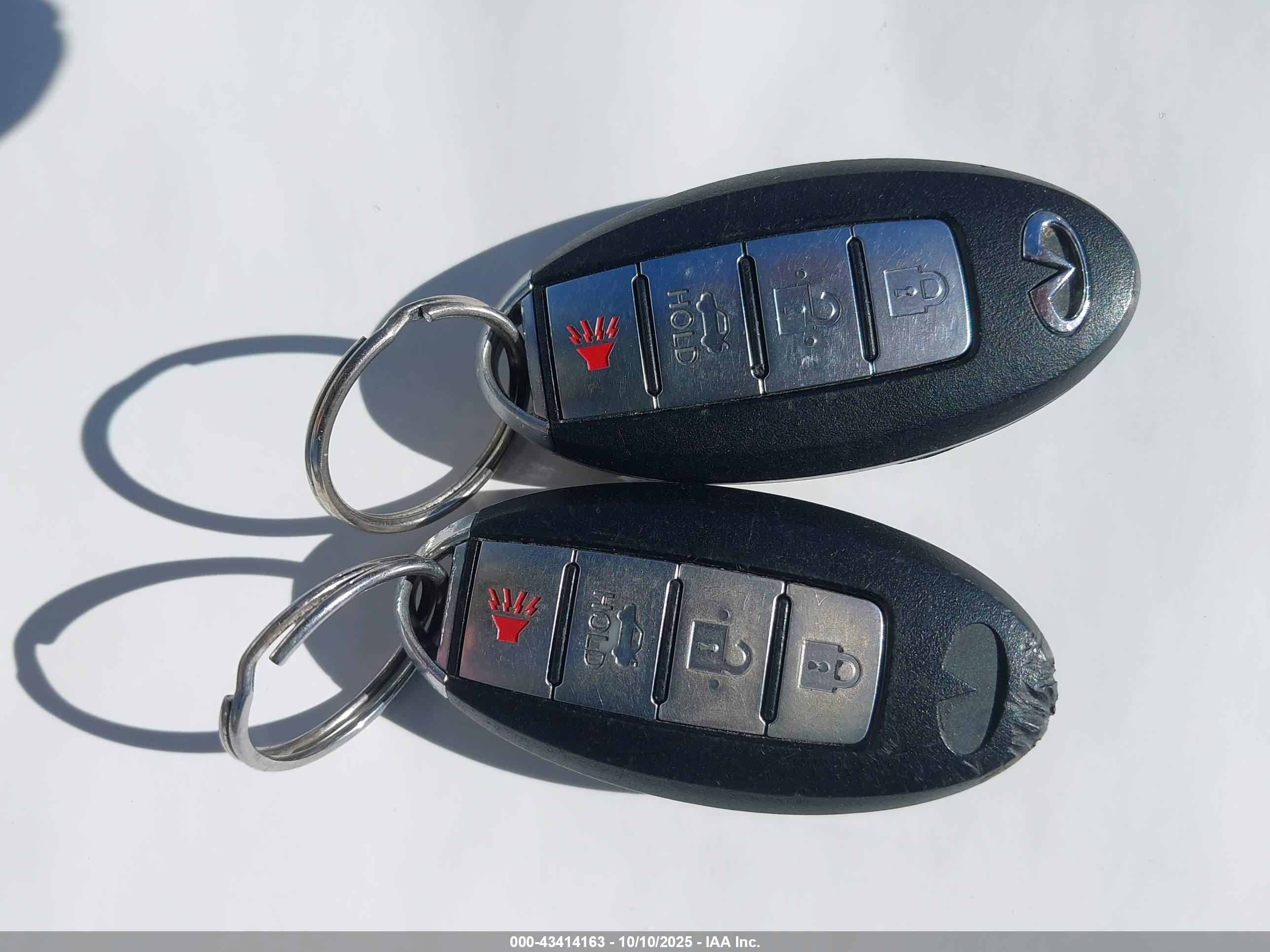 INFINITI M37X image 11
