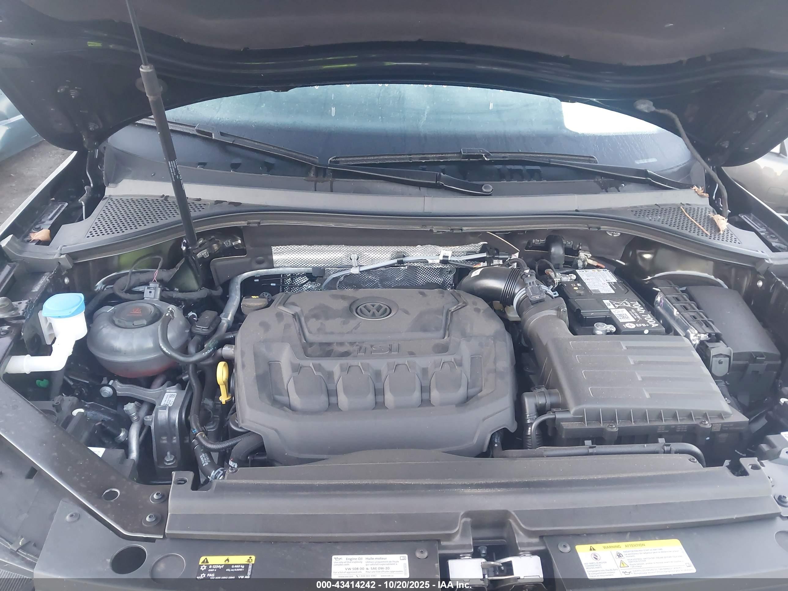 VOLKSWAGEN TIGUAN image 10
