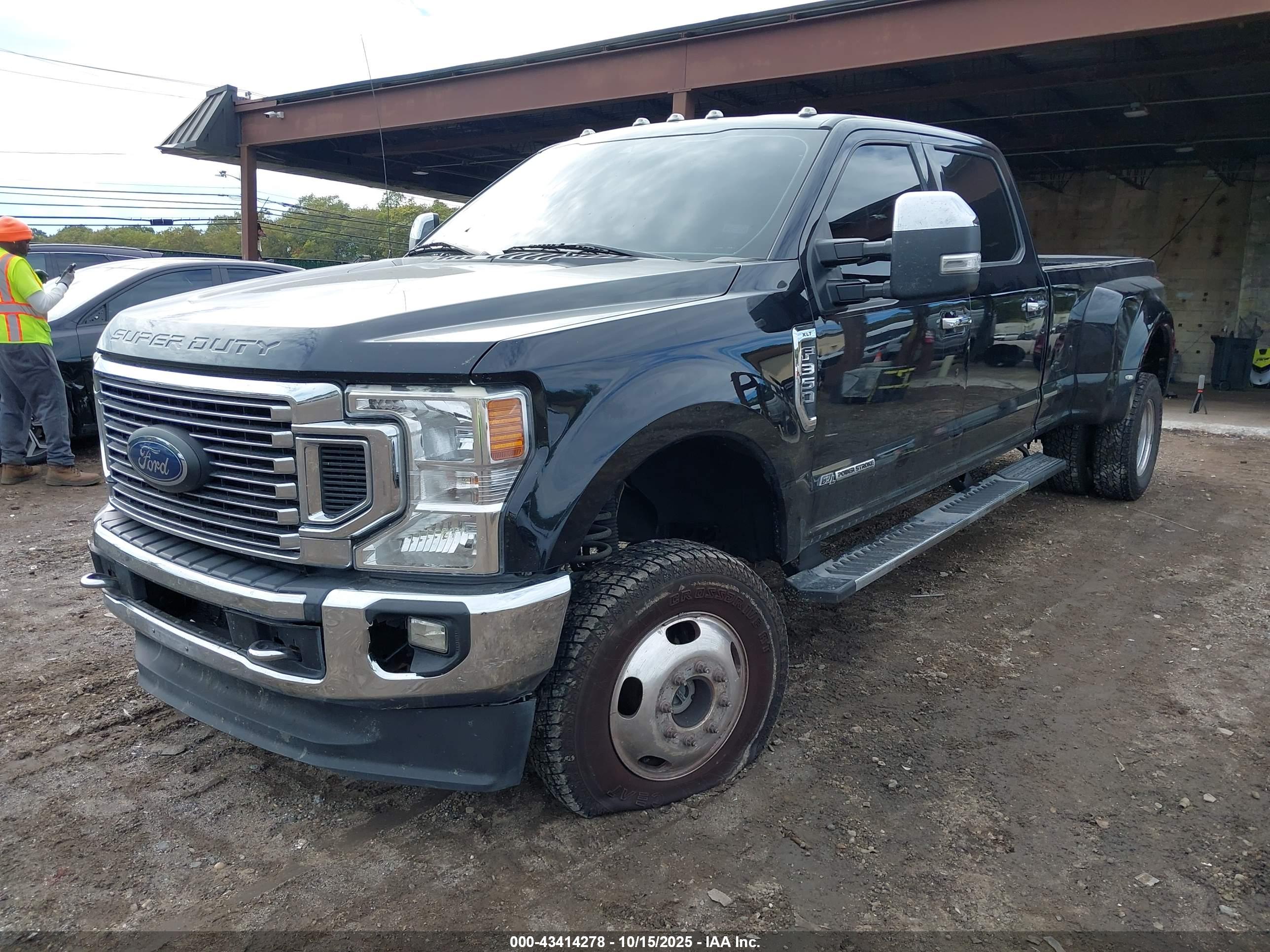 FORD F-350 image 2