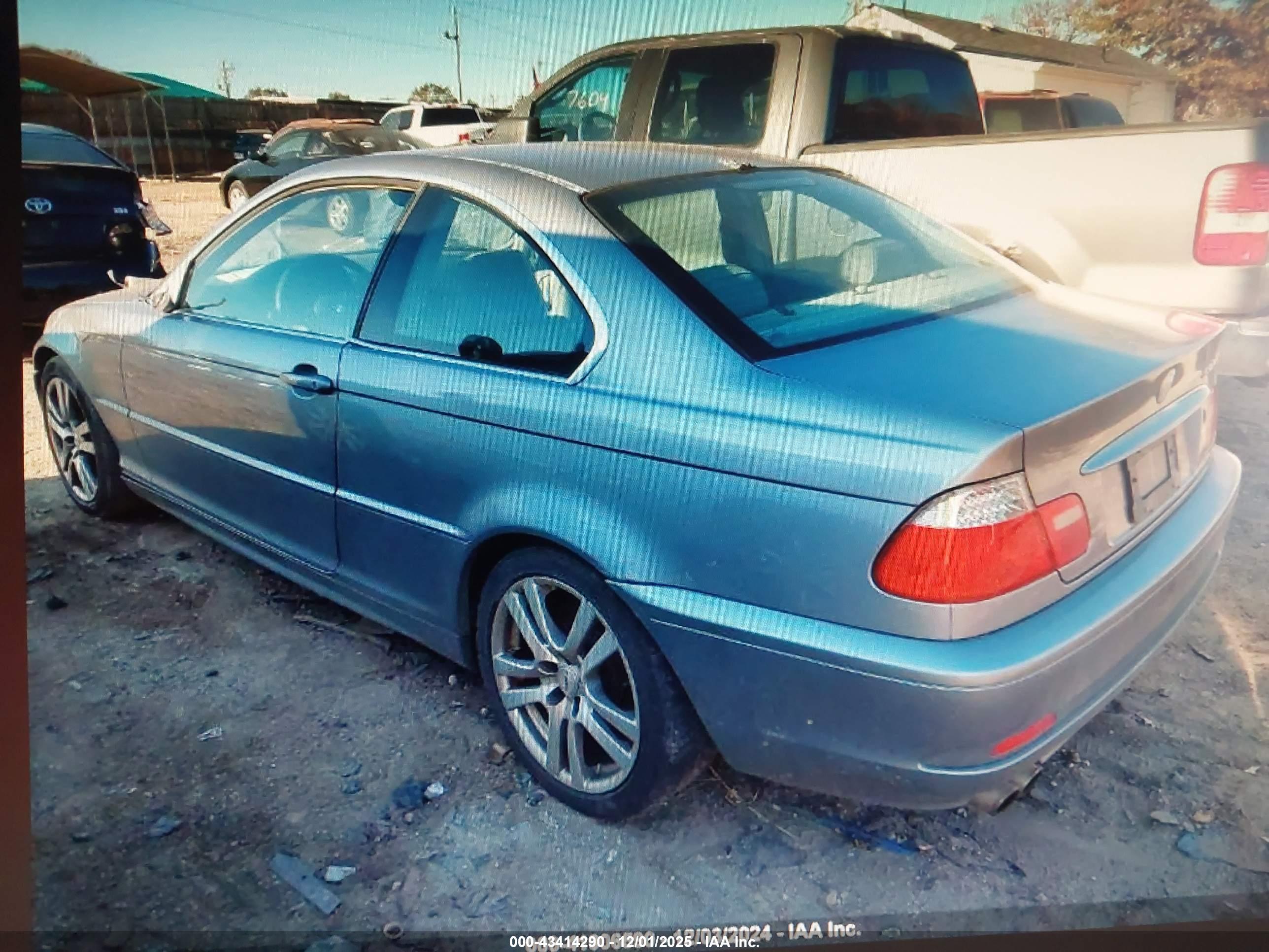 BMW 330CI image 3
