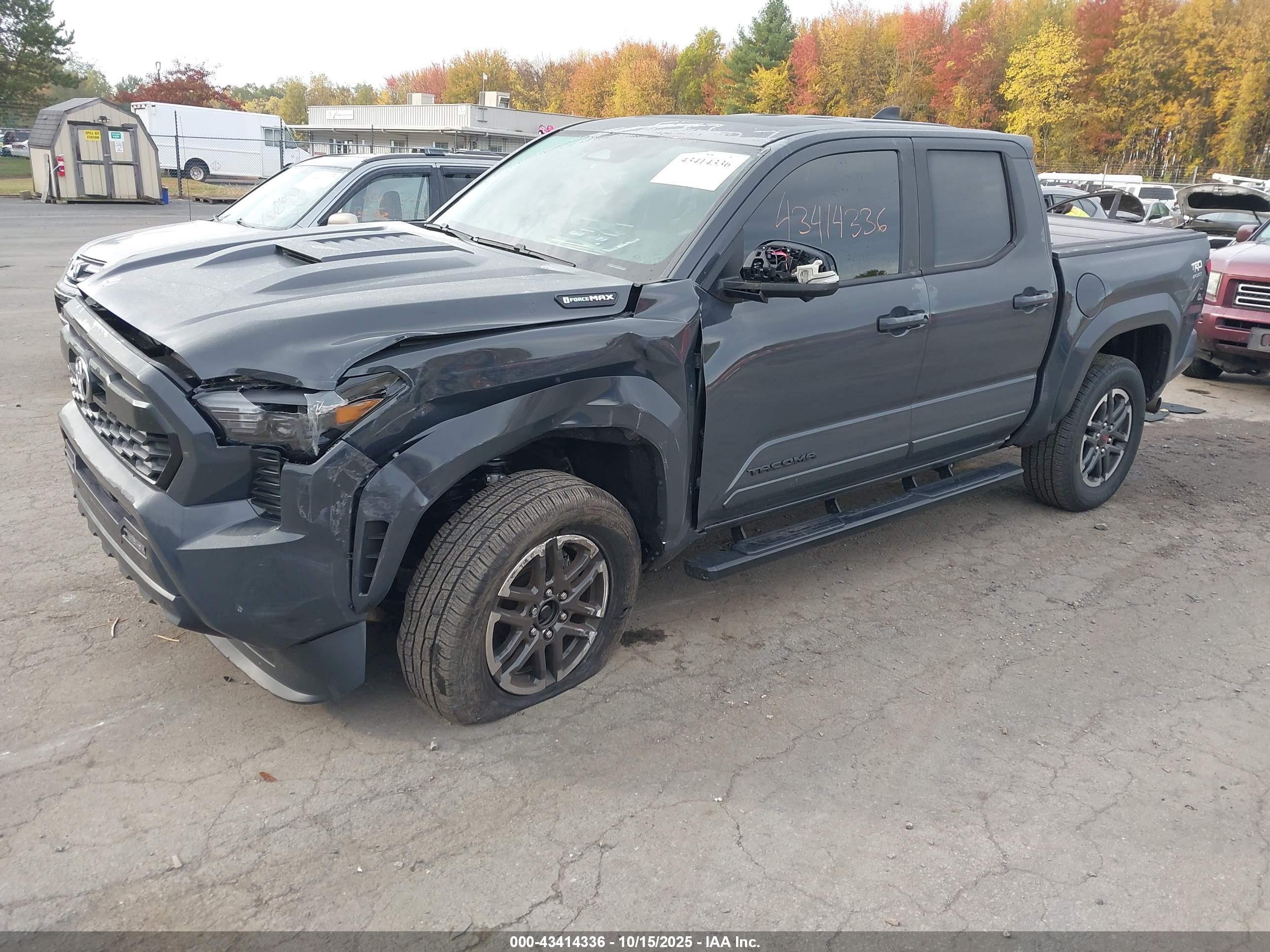 TOYOTA TACOMA image 2
