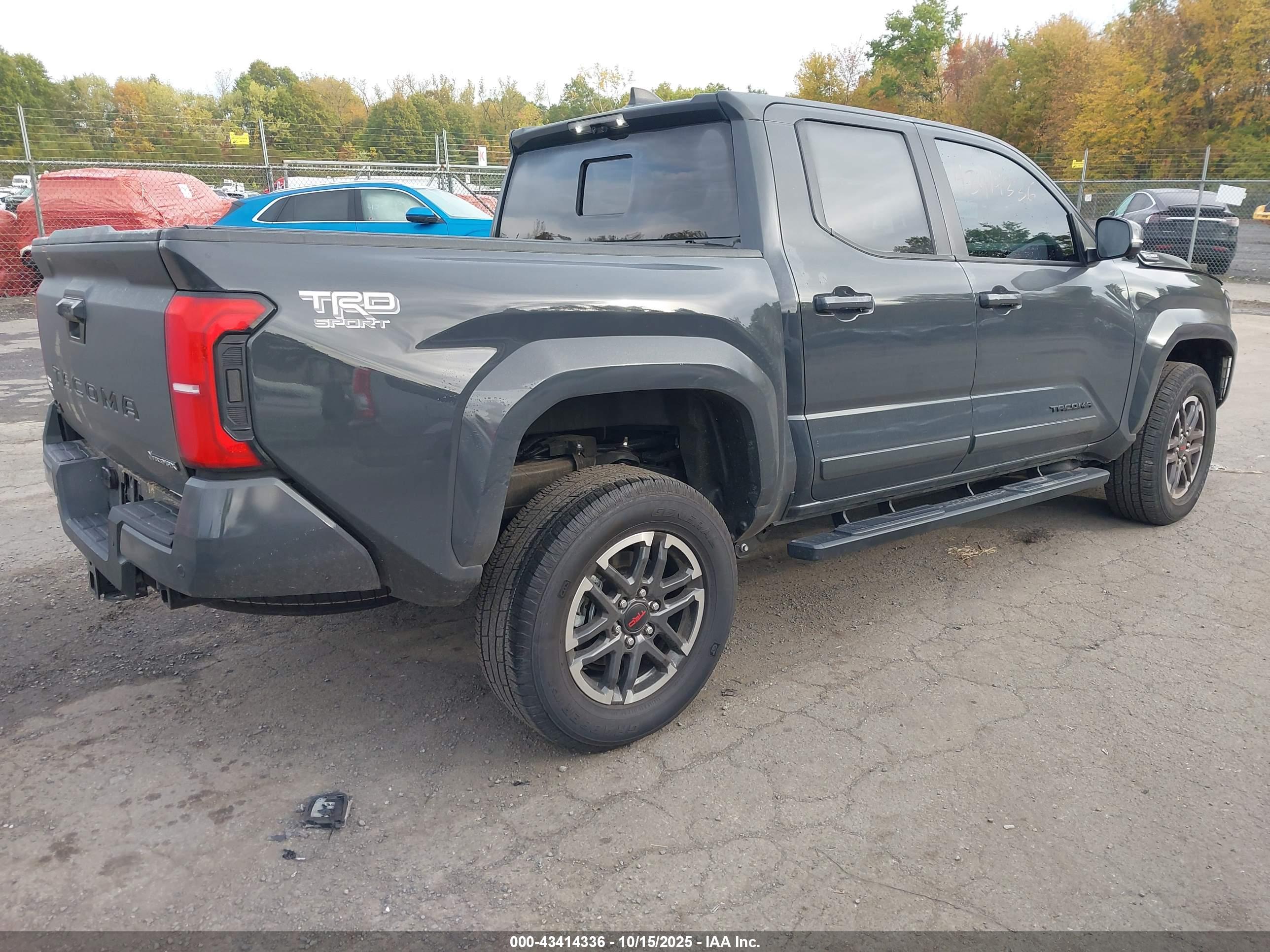 TOYOTA TACOMA image 4