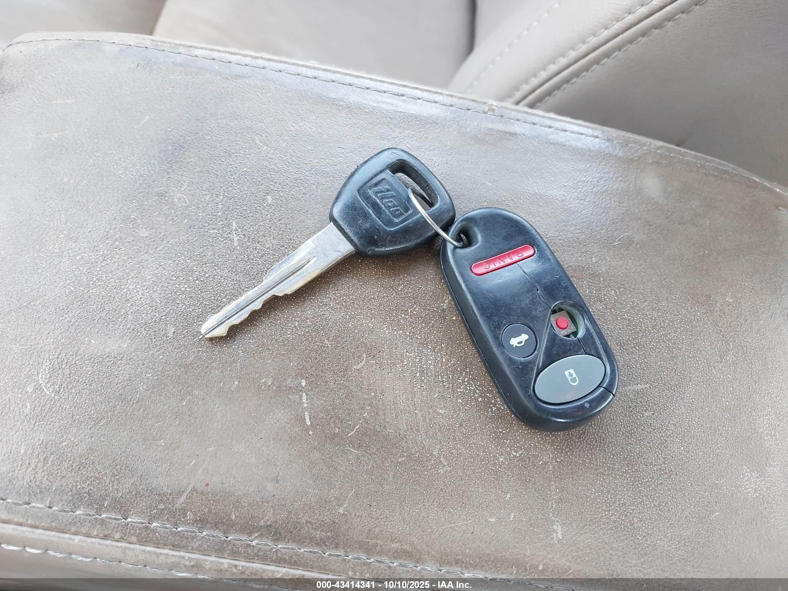 ACURA TL image 11