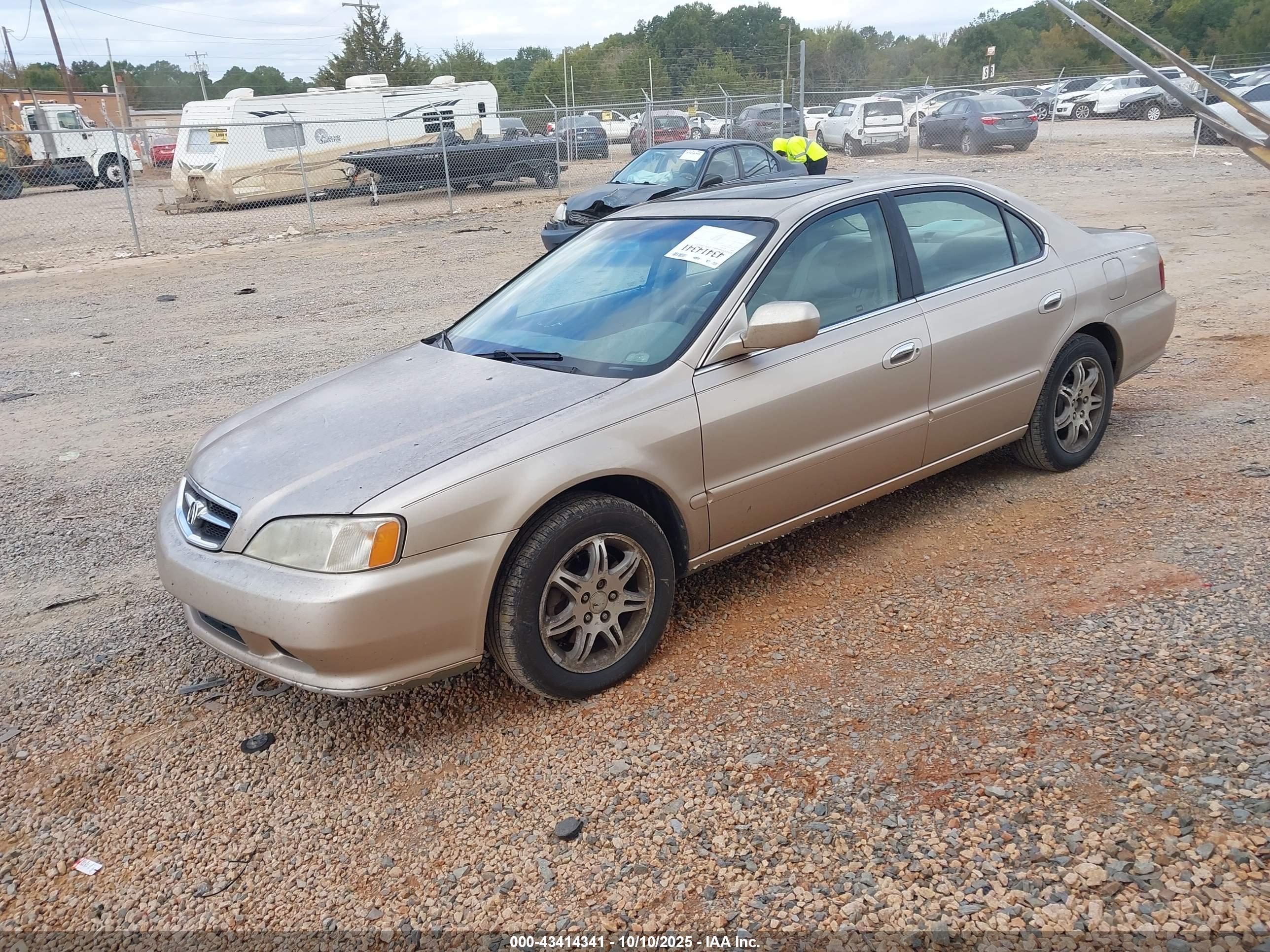 ACURA TL image 2