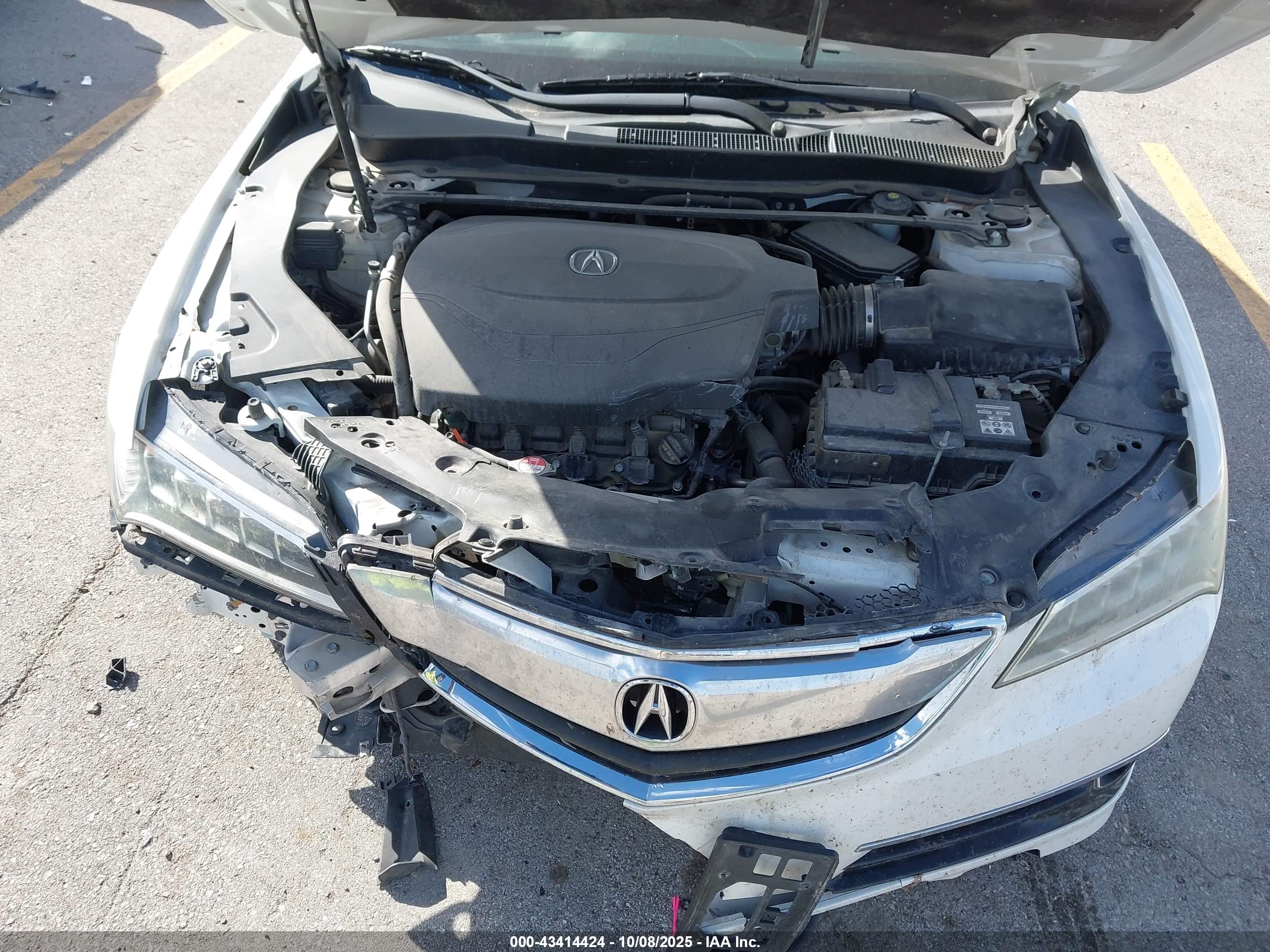 ACURA TLX image 10