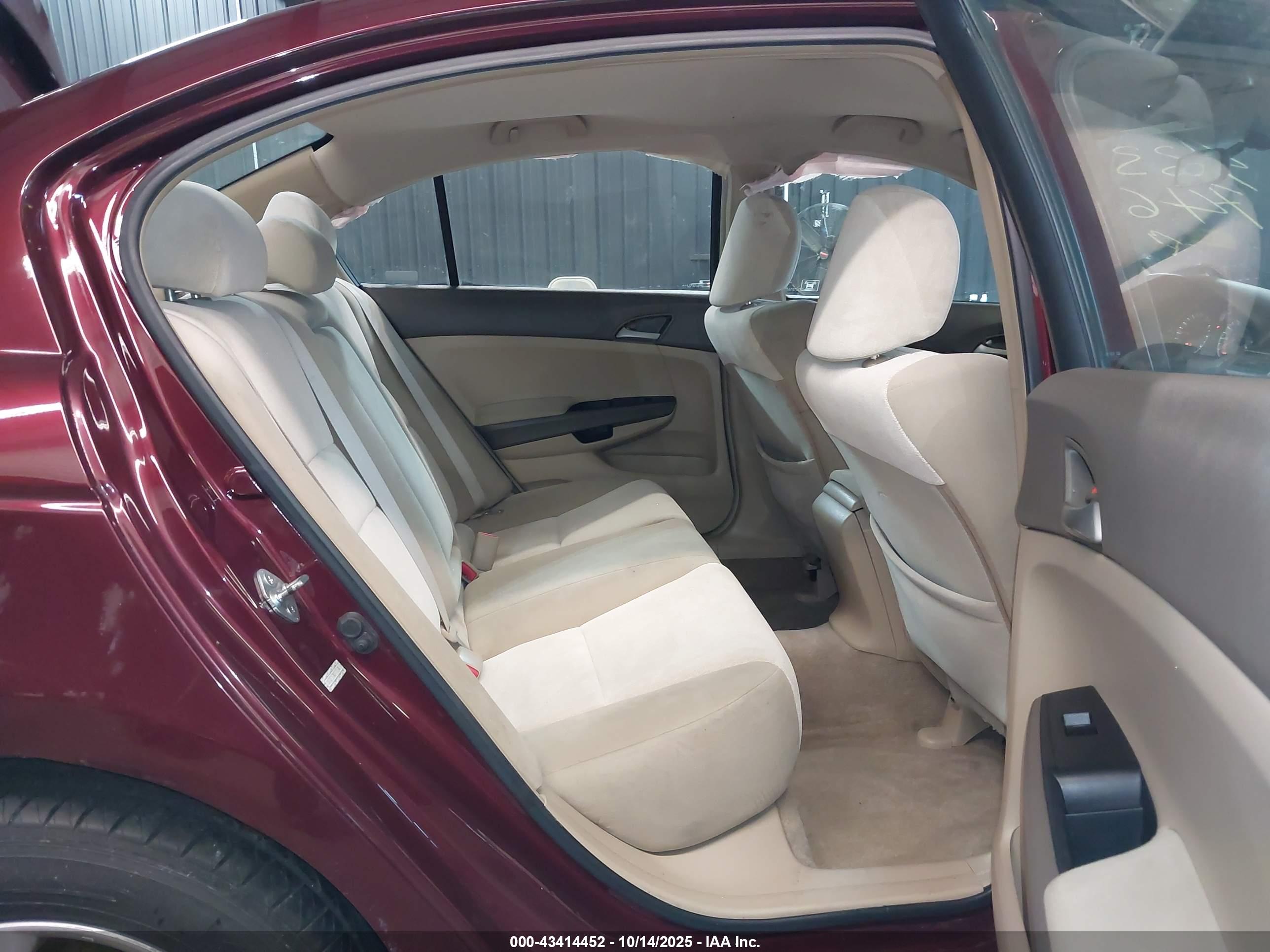 HONDA ACCORD image 8