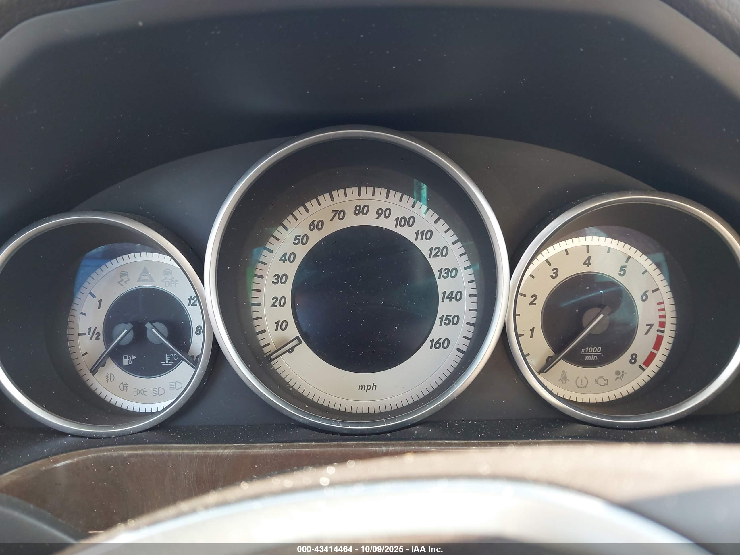 MERCEDES-BENZ E image 7