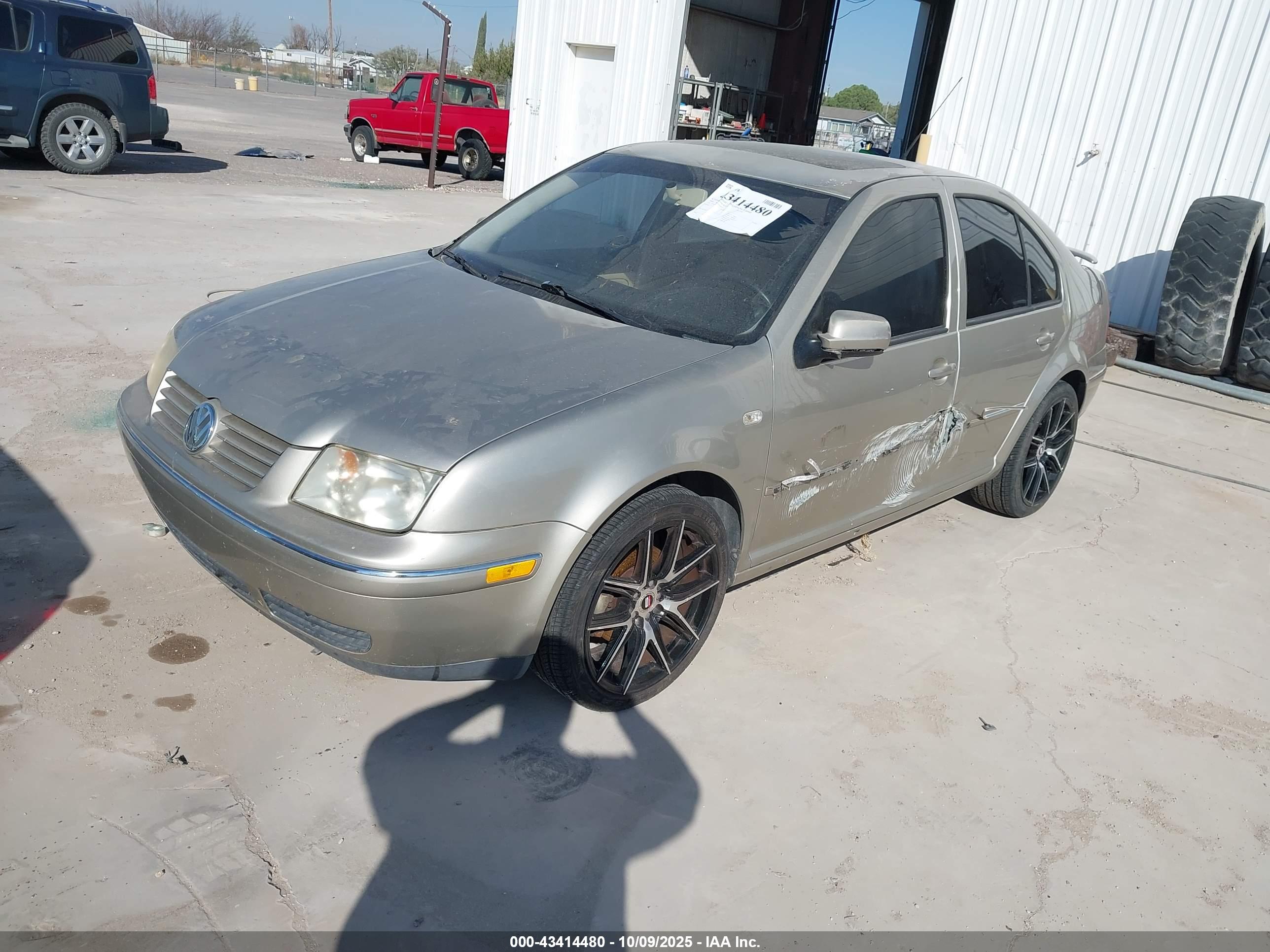 VOLKSWAGEN JETTA image 2