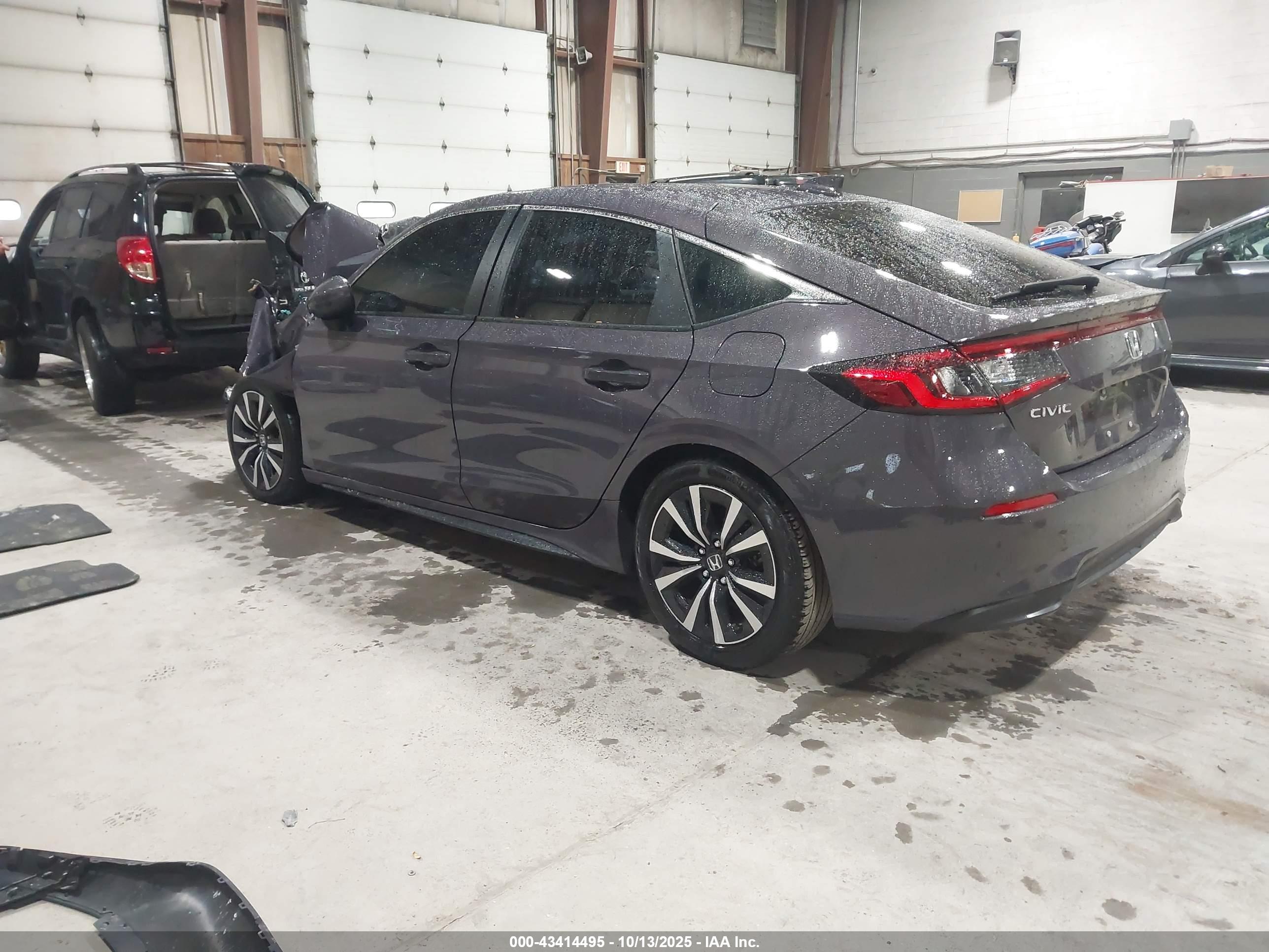HONDA CIVIC image 3