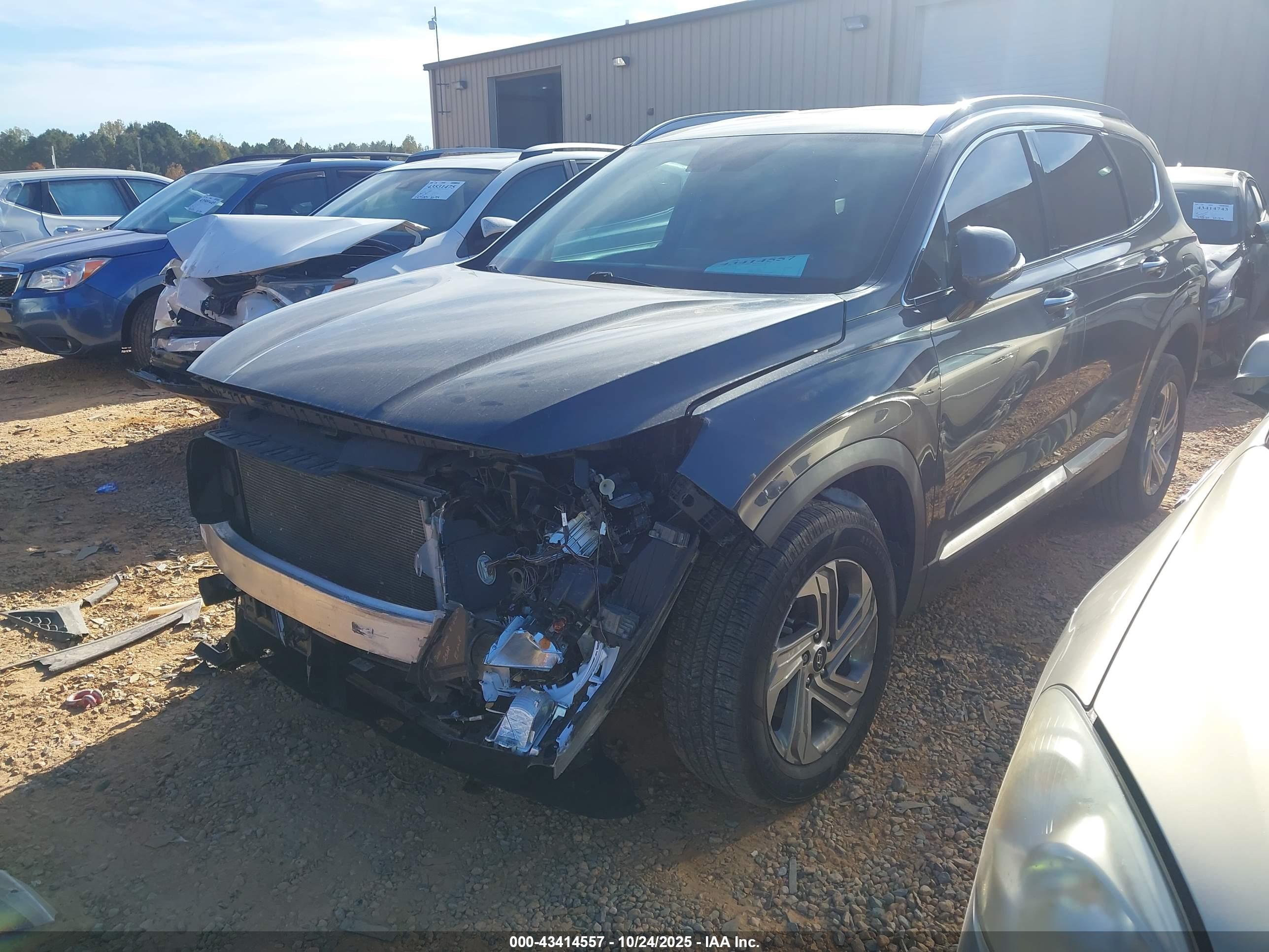 HYUNDAI SANTA image 2