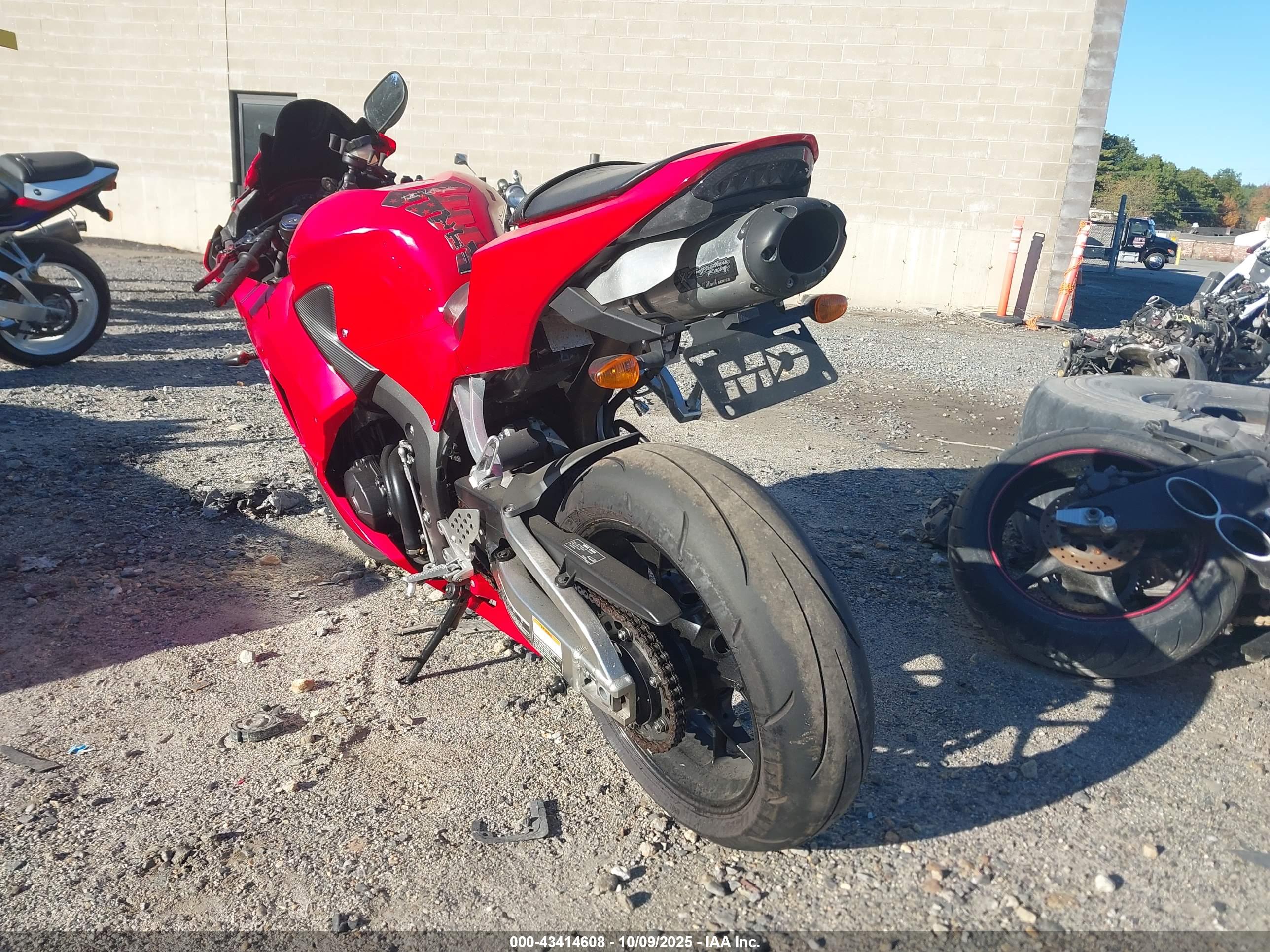 HONDA CBR600 image 3