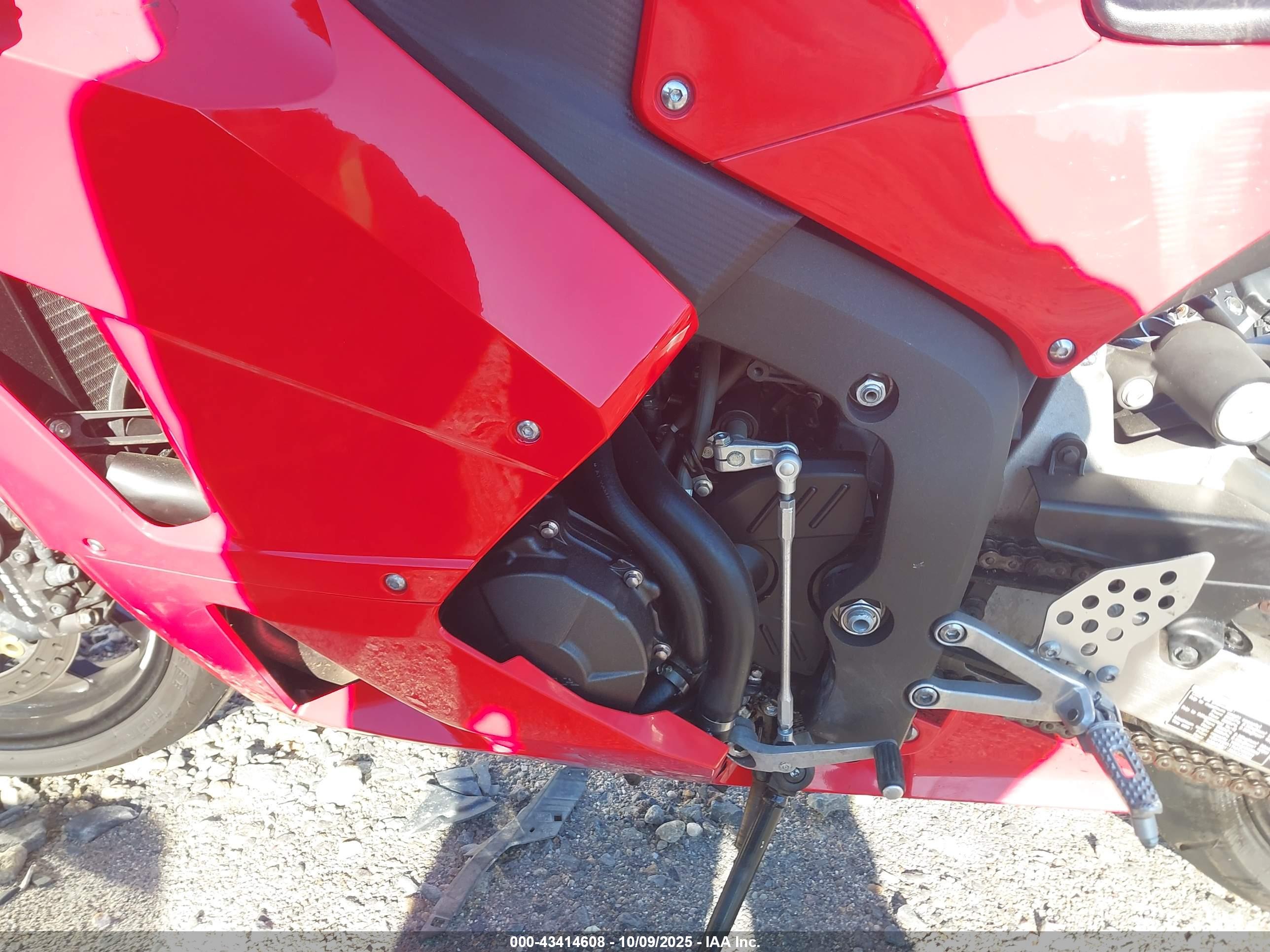 HONDA CBR600 image 9
