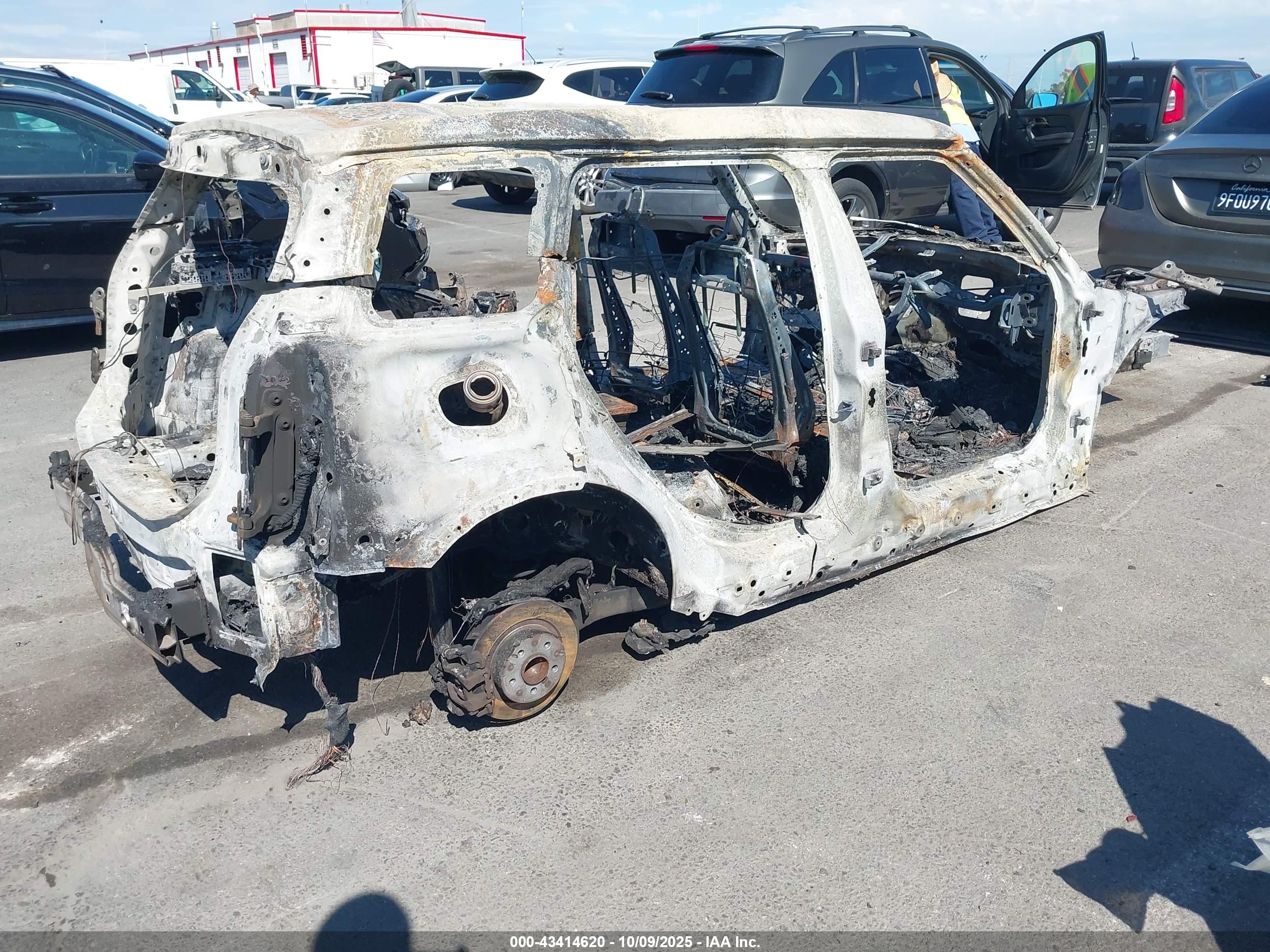 MINI CLUBMAN image 4