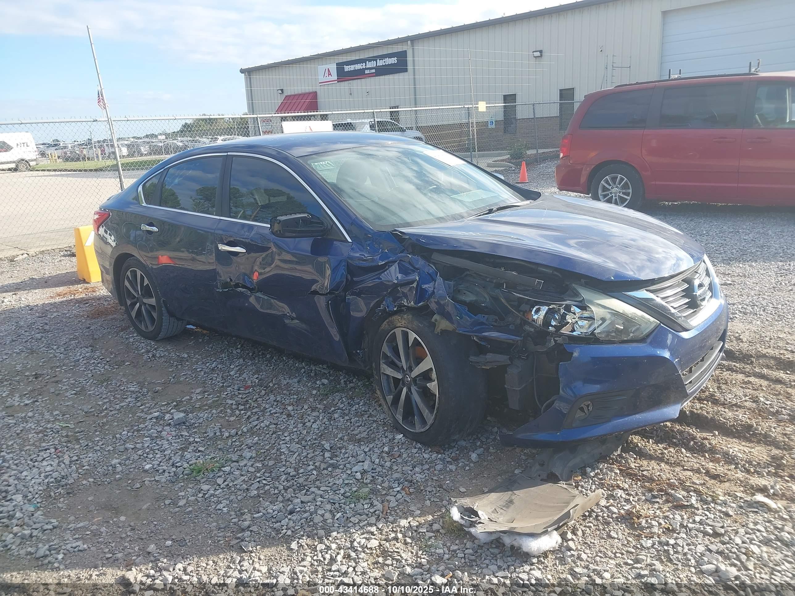 NISSAN ALTIMA image 6