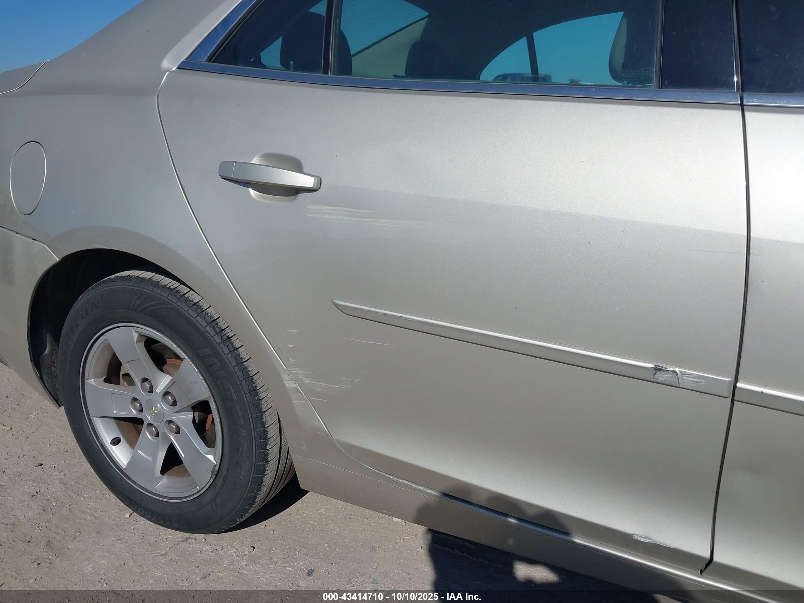 CHEVROLET MALIBU image 6